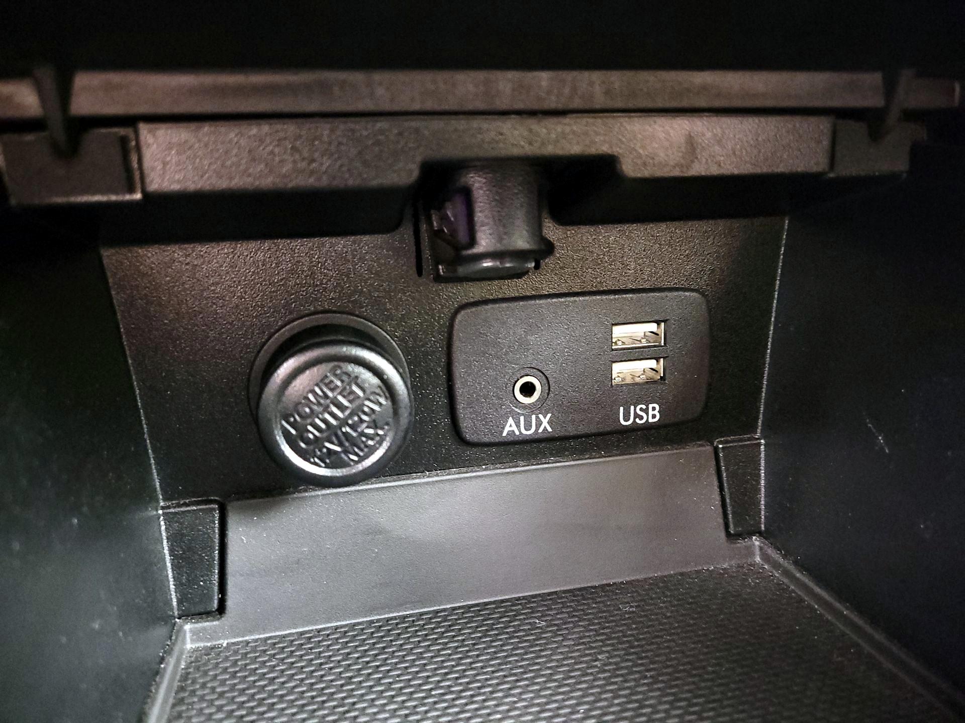 Thumbnail: 2017 Subaru Outback - 18