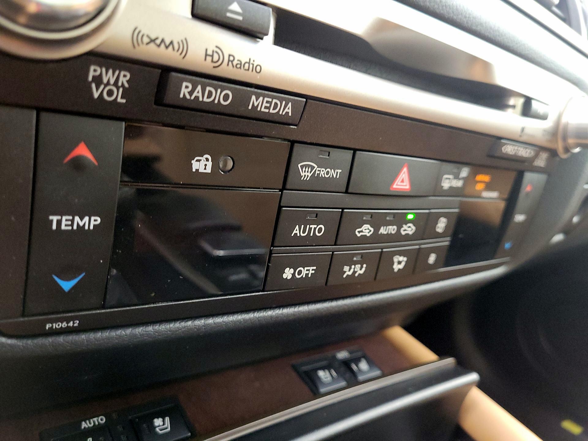 Thumbnail: 2014 Lexus GS - 17