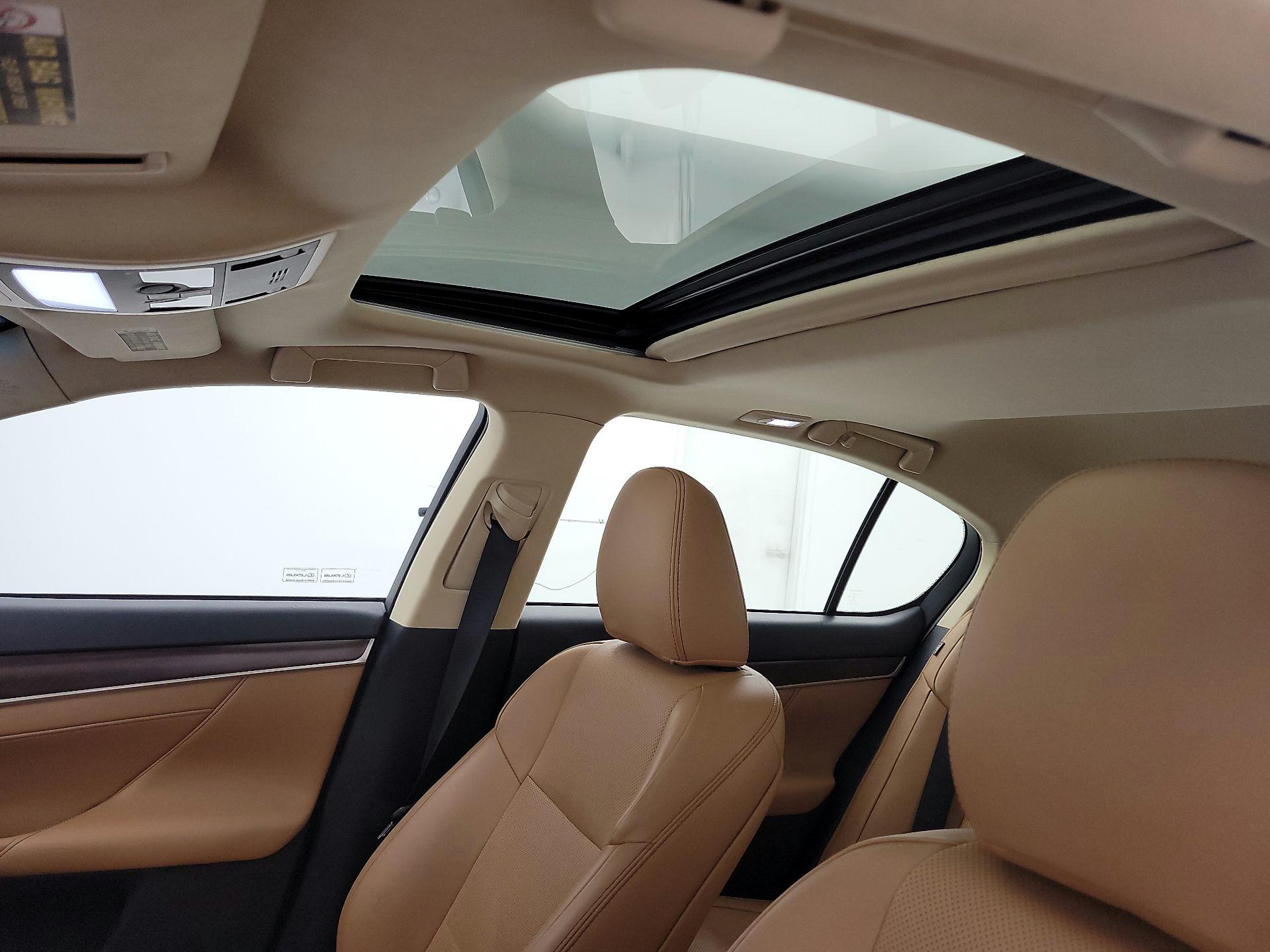 Thumbnail: 2014 Lexus GS - 20