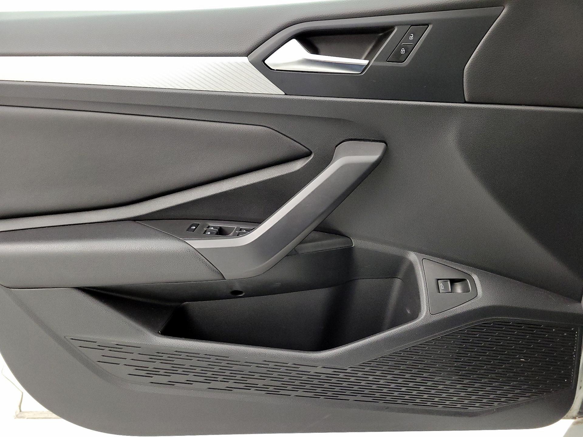 Thumbnail: 2020 Volkswagen Jetta - 12