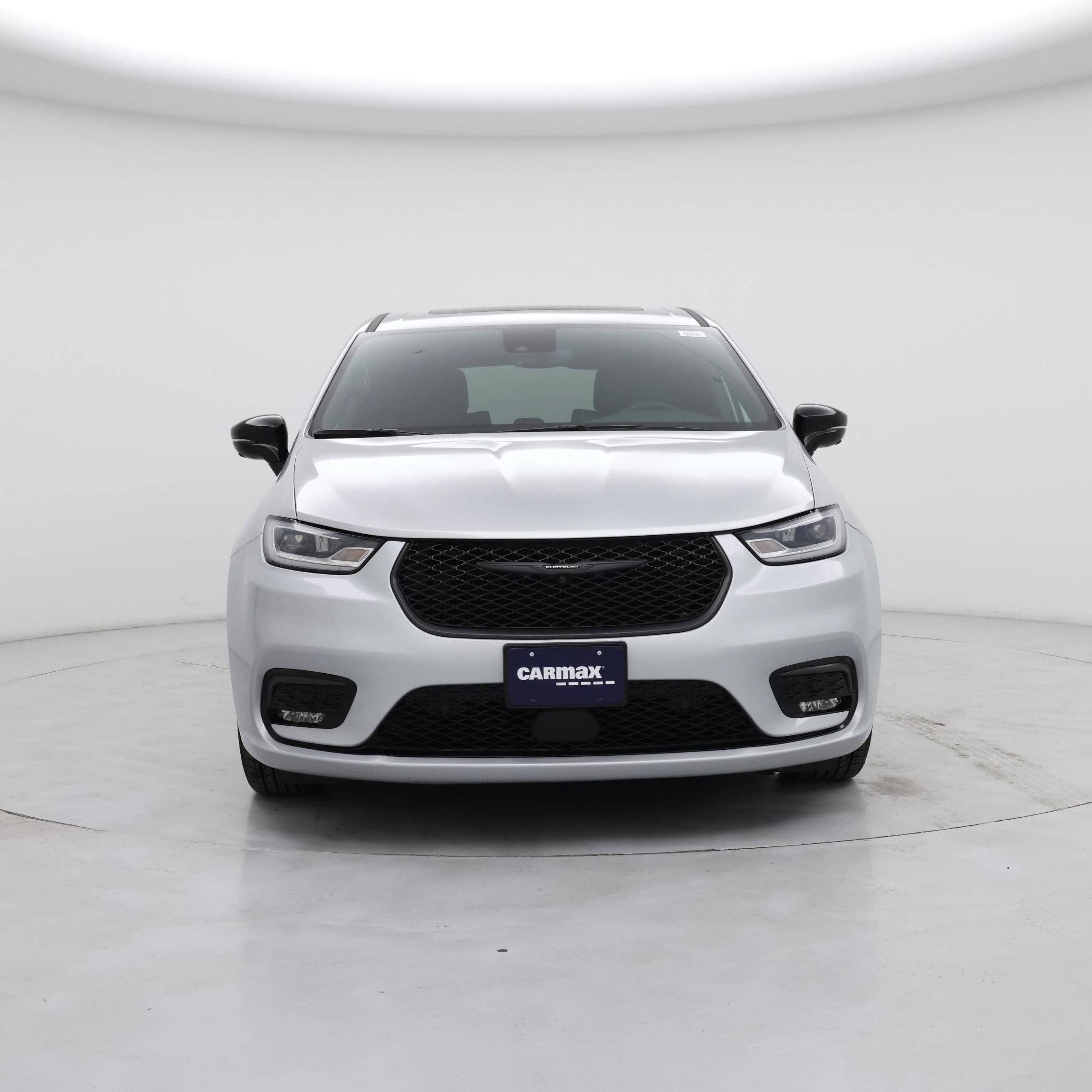 Thumbnail: 2023 Chrysler Pacifica - 5