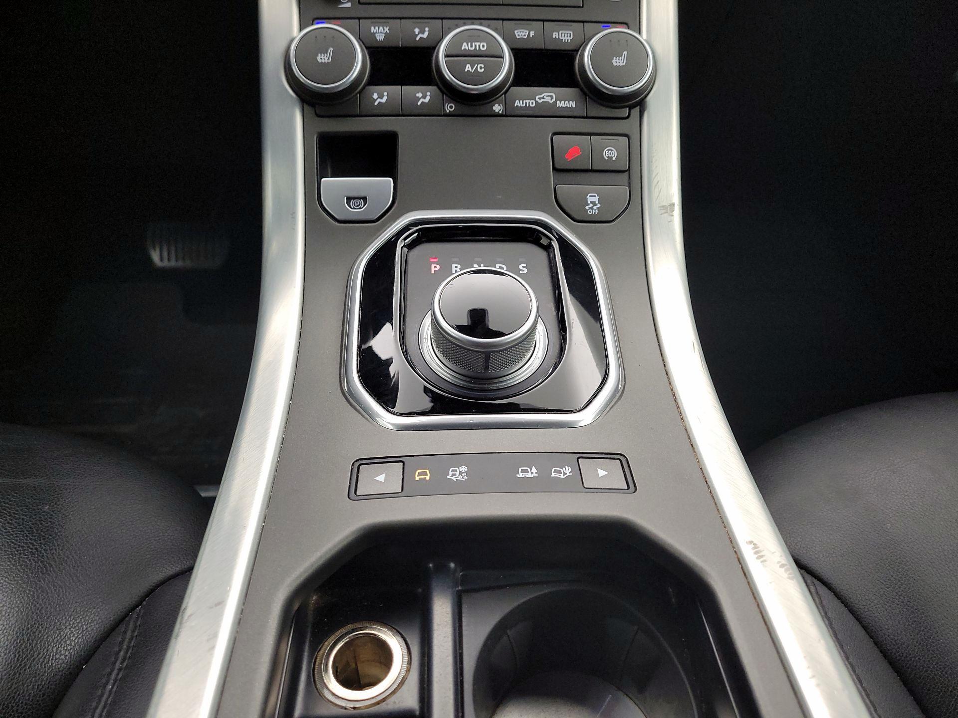 Thumbnail: 2015 Land Rover Range Rover Evoque - 18