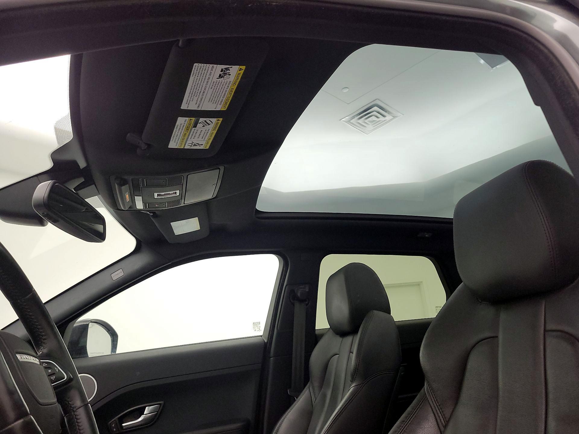 Thumbnail: 2015 Land Rover Range Rover Evoque - 20