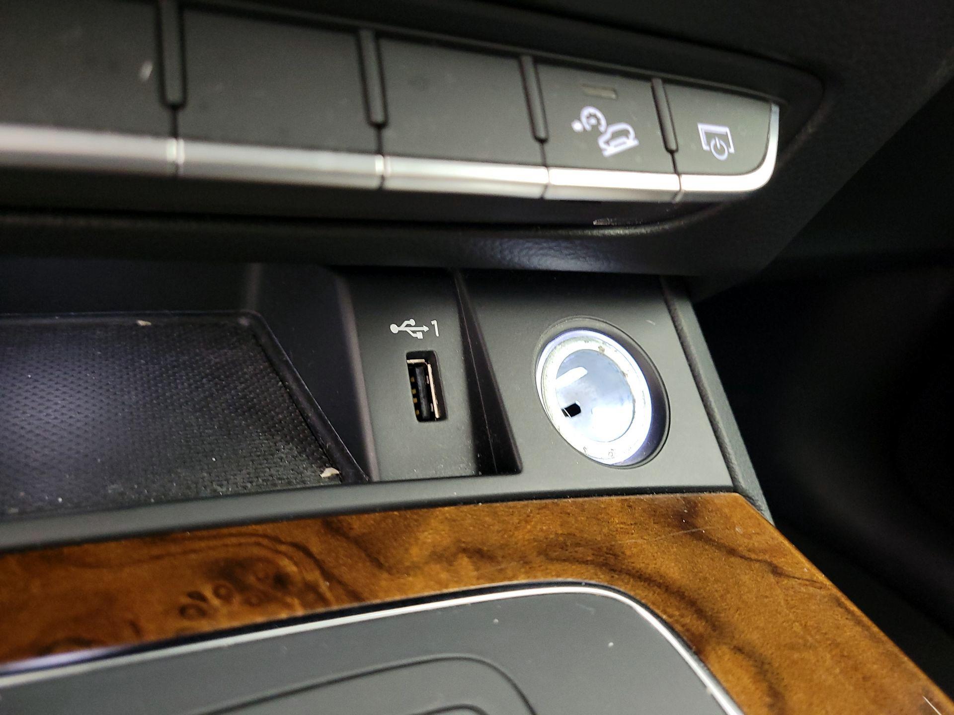 Thumbnail: 2018 Audi Q5 - 18