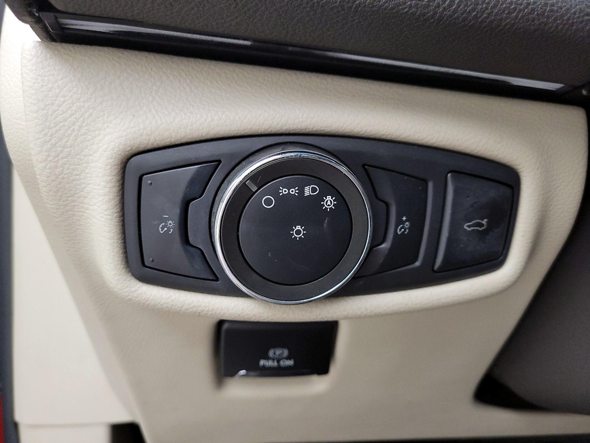 Thumbnail: 2020 Lincoln MKZ - 13