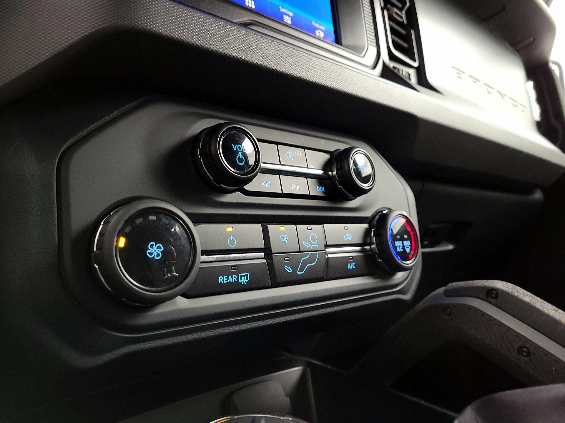 Thumbnail: 2022 Ford Bronco - 16