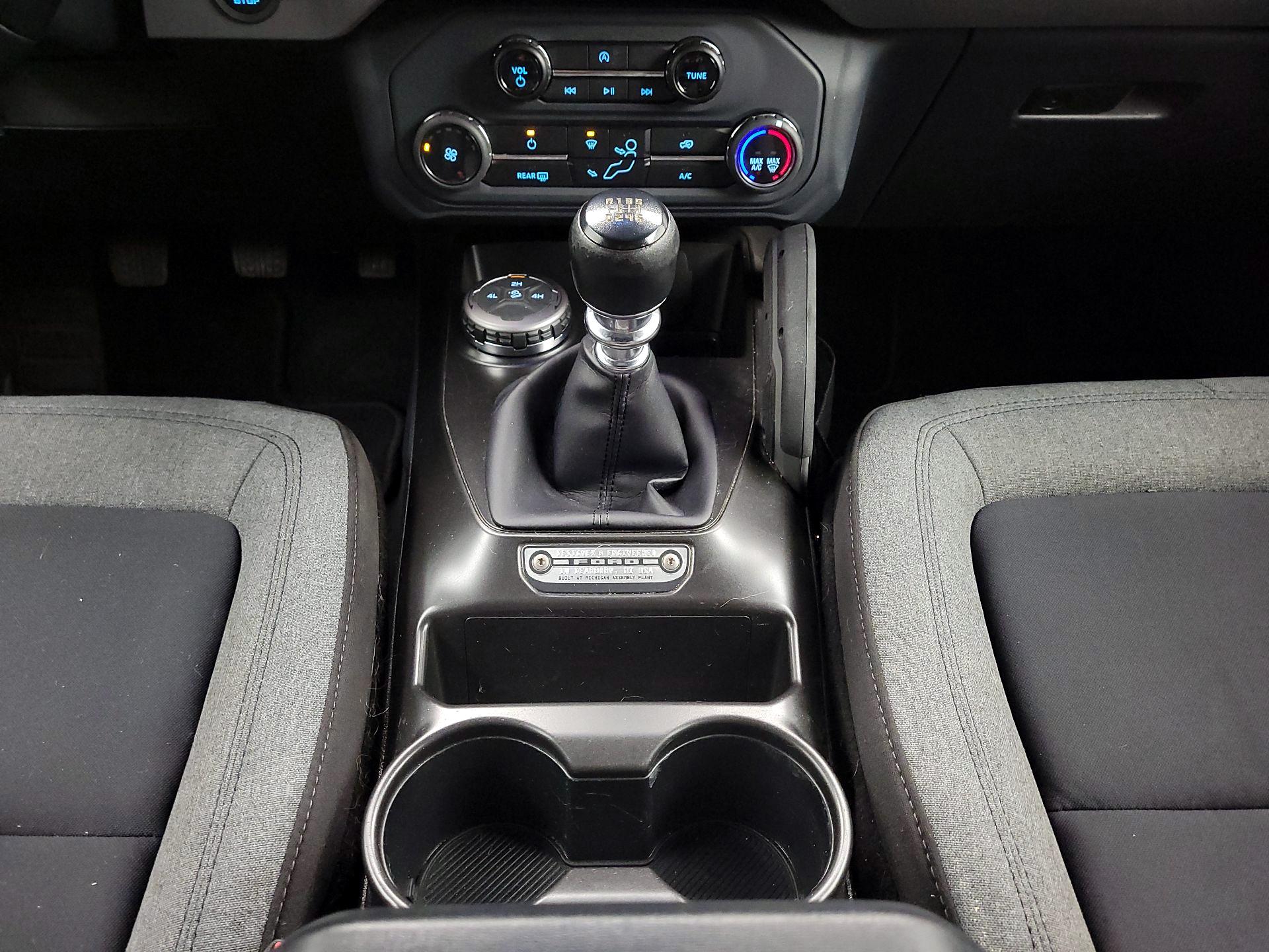 Thumbnail: 2022 Ford Bronco - 17