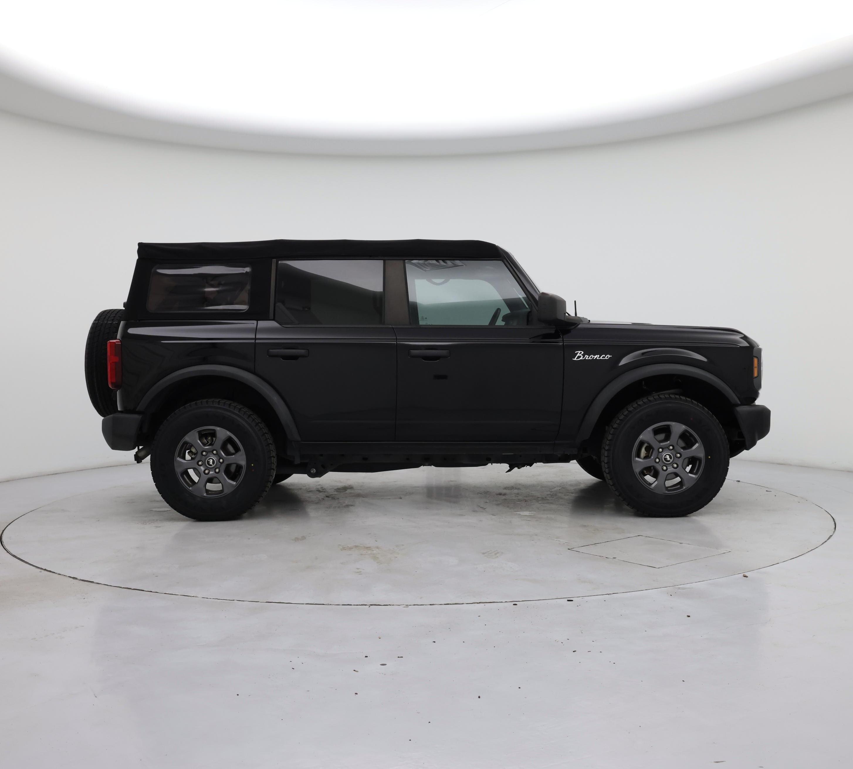 Thumbnail: 2022 Ford Bronco - 7