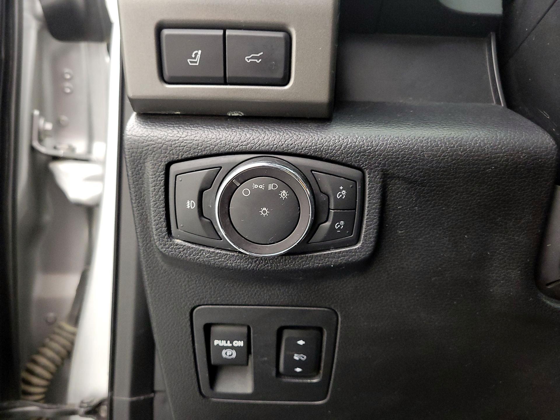 Thumbnail: 2018 Ford Expedition - 13