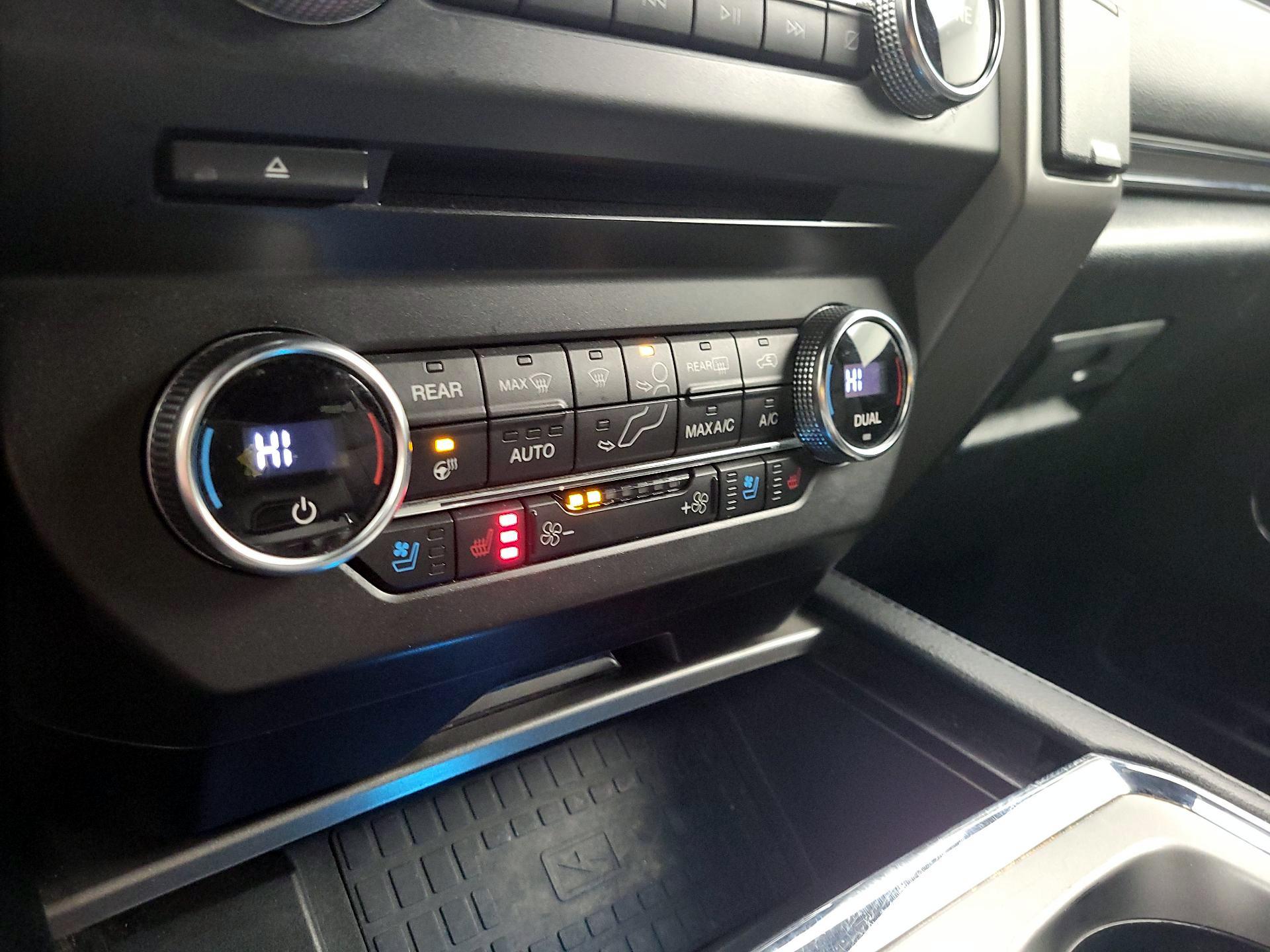 Thumbnail: 2018 Ford Expedition - 17