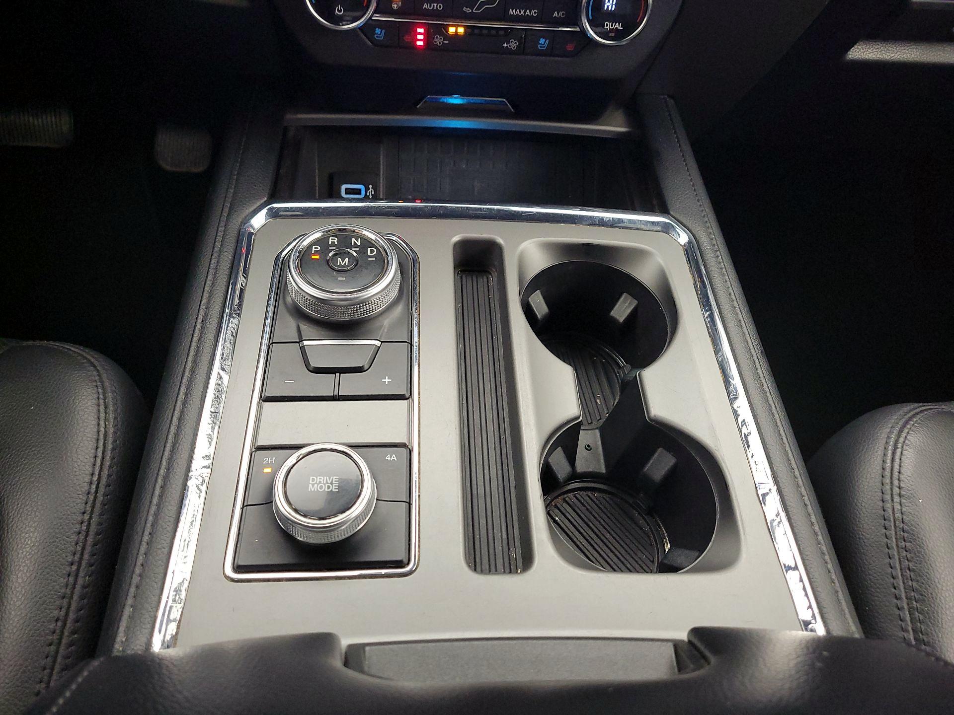 Thumbnail: 2018 Ford Expedition - 18