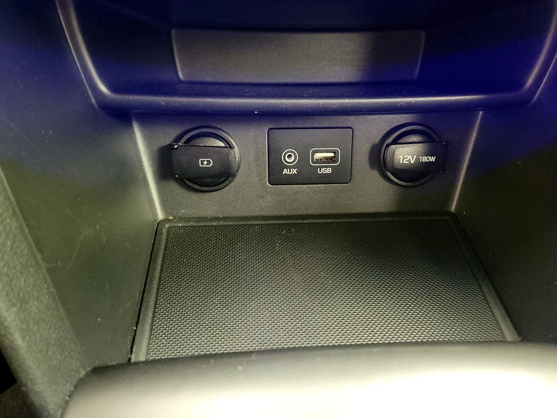 Thumbnail: 2019 Hyundai Kona - 18