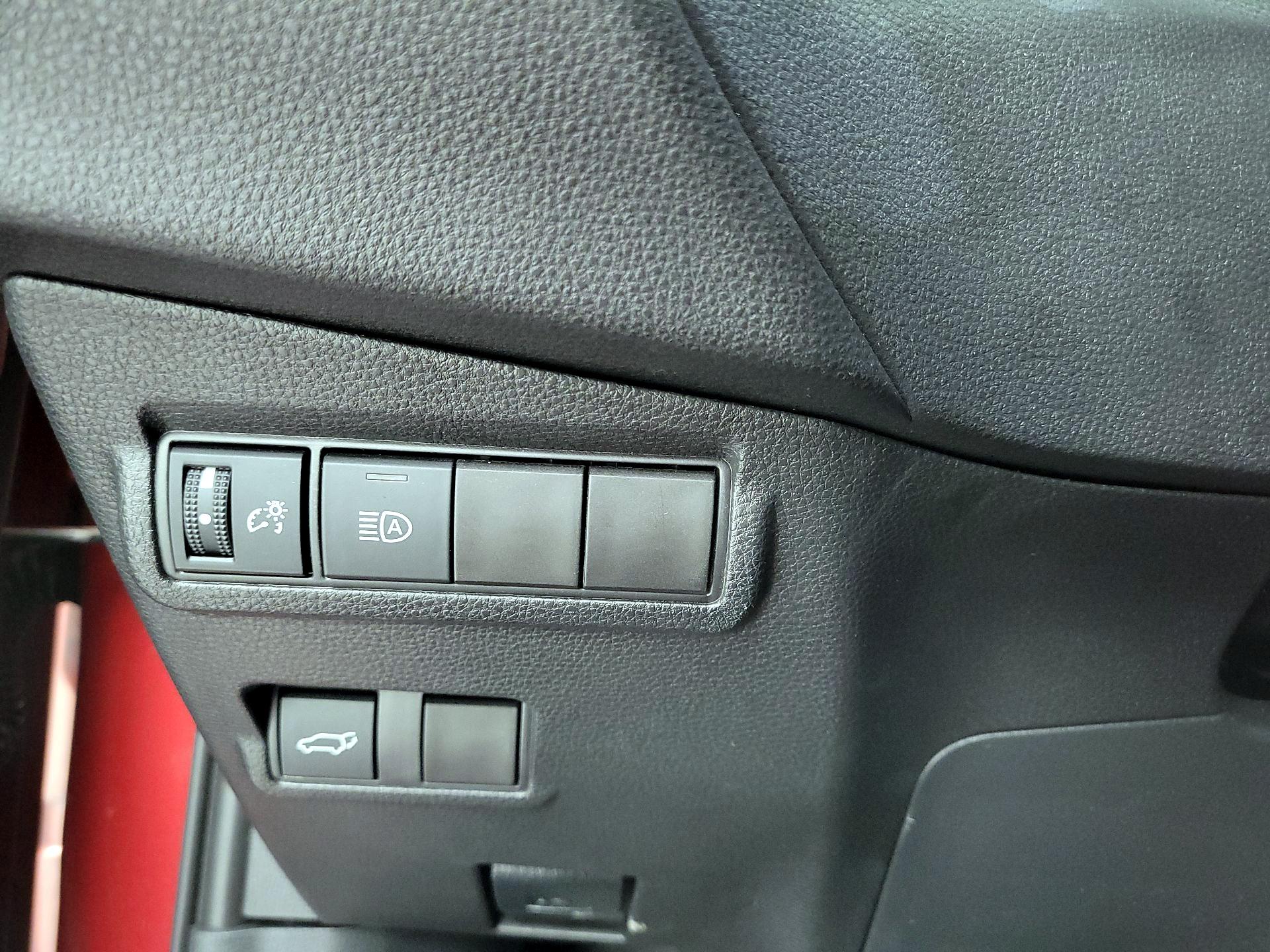 Thumbnail: 2025 Toyota Corolla Cross - 13