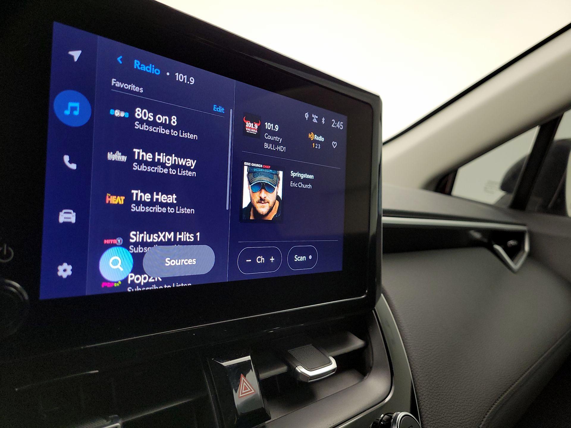 Thumbnail: 2025 Toyota Corolla Cross - 15