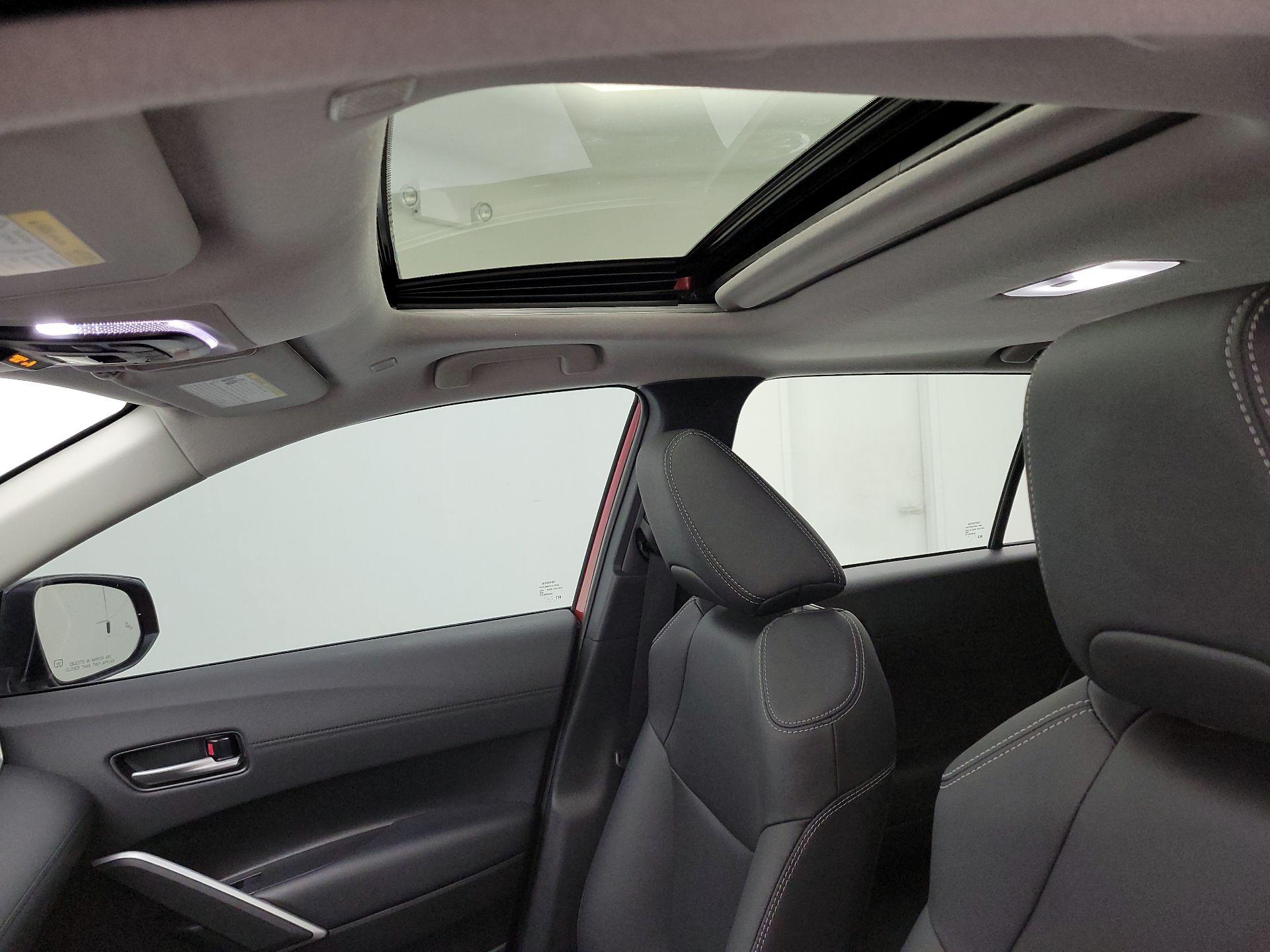 Thumbnail: 2025 Toyota Corolla Cross - 19