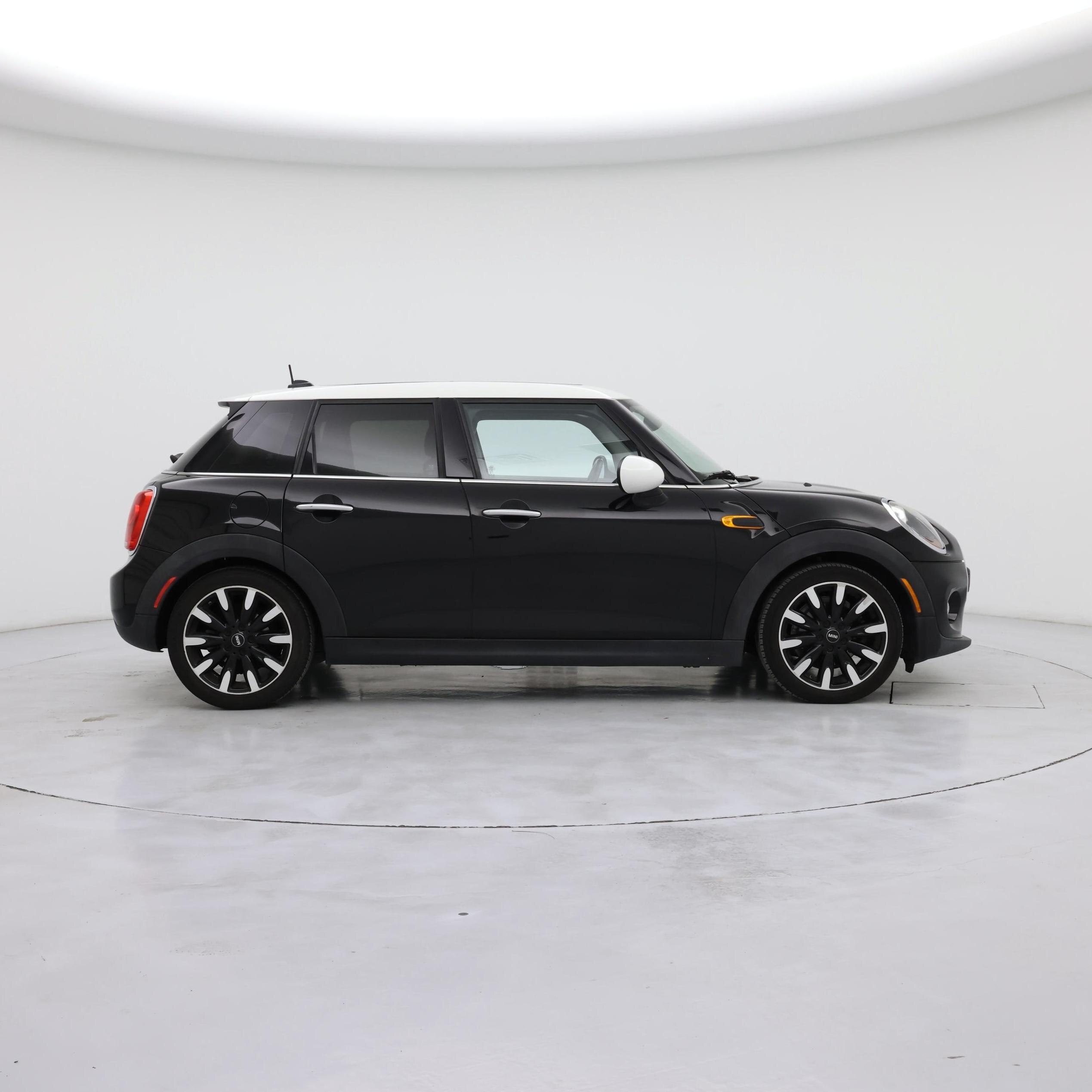 Thumbnail: 2016 MINI Cooper Hardtop - 7