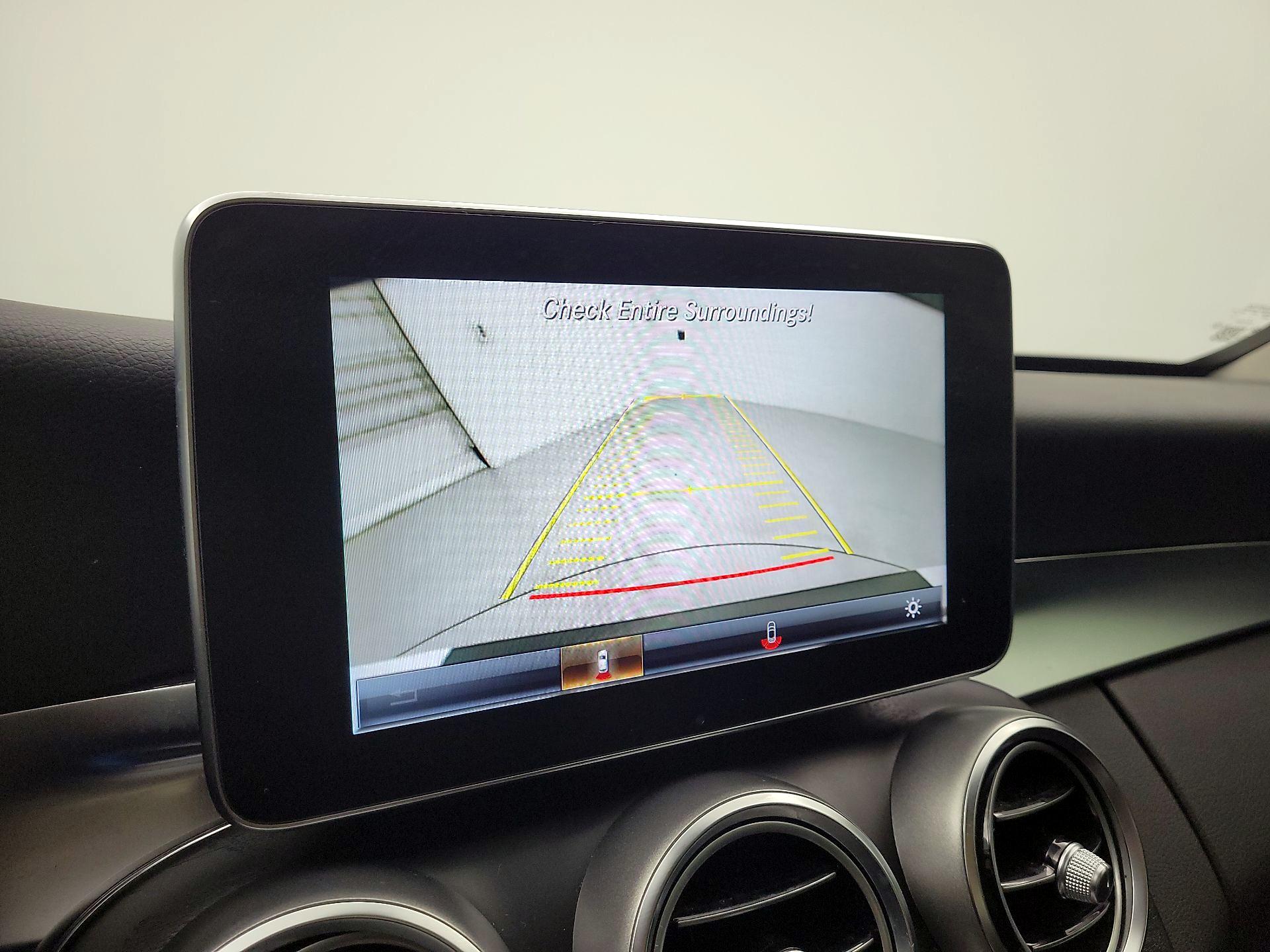 Thumbnail: 2017 Mercedes-Benz C-Class - 15