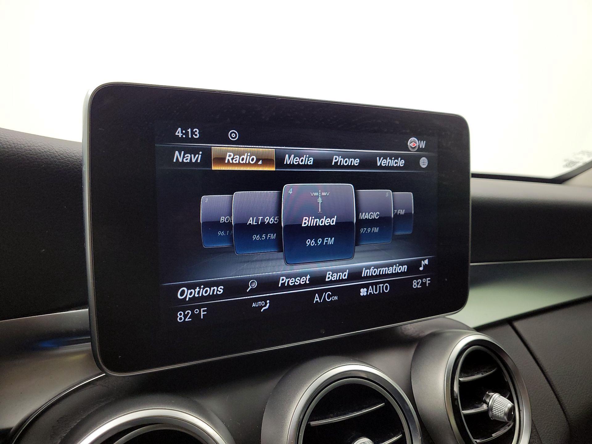 Thumbnail: 2017 Mercedes-Benz C-Class - 16