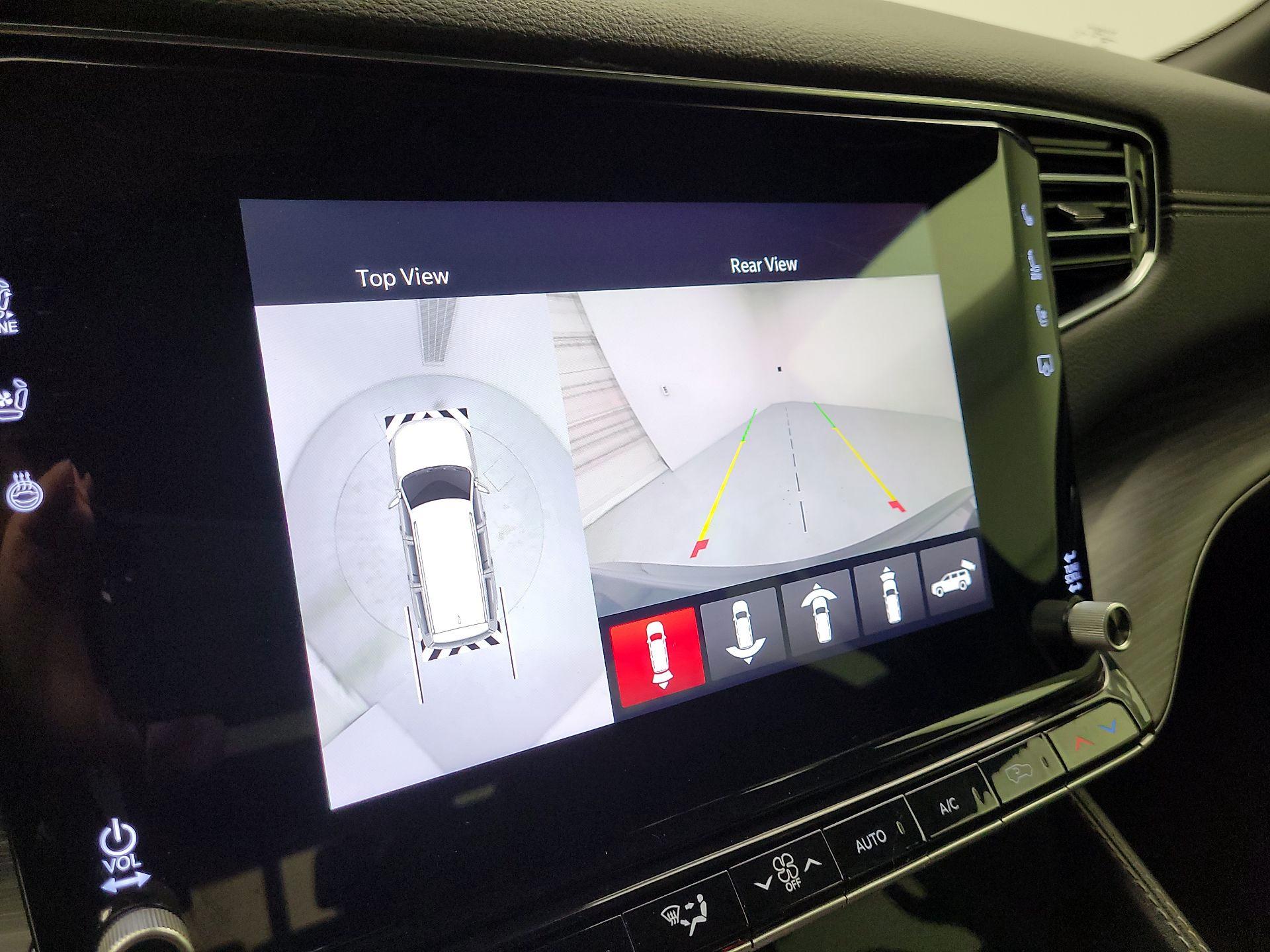 Thumbnail: 2023 Jeep Wagoneer - 15