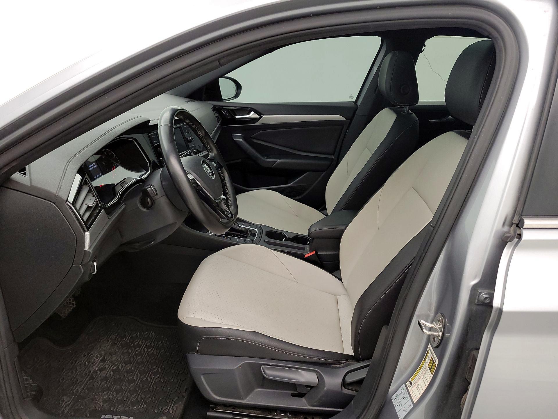 Thumbnail: 2021 Volkswagen Jetta - 11