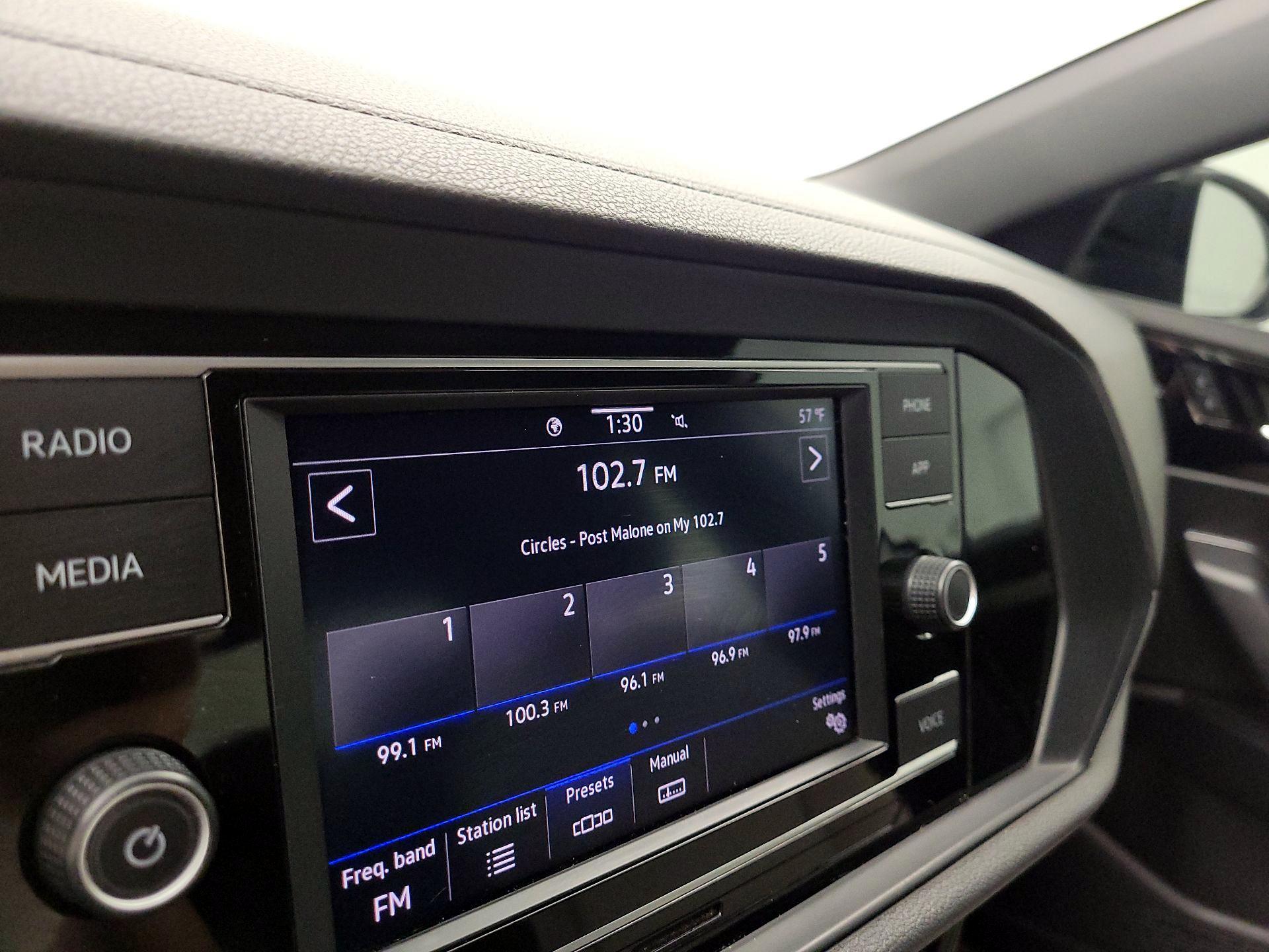 Thumbnail: 2021 Volkswagen Jetta - 15