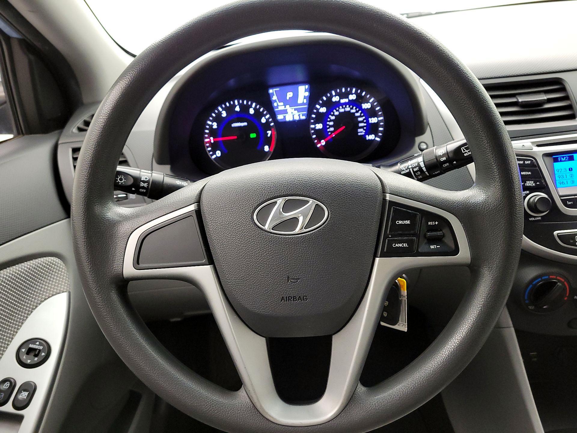 Thumbnail: 2014 Hyundai Accent - 10