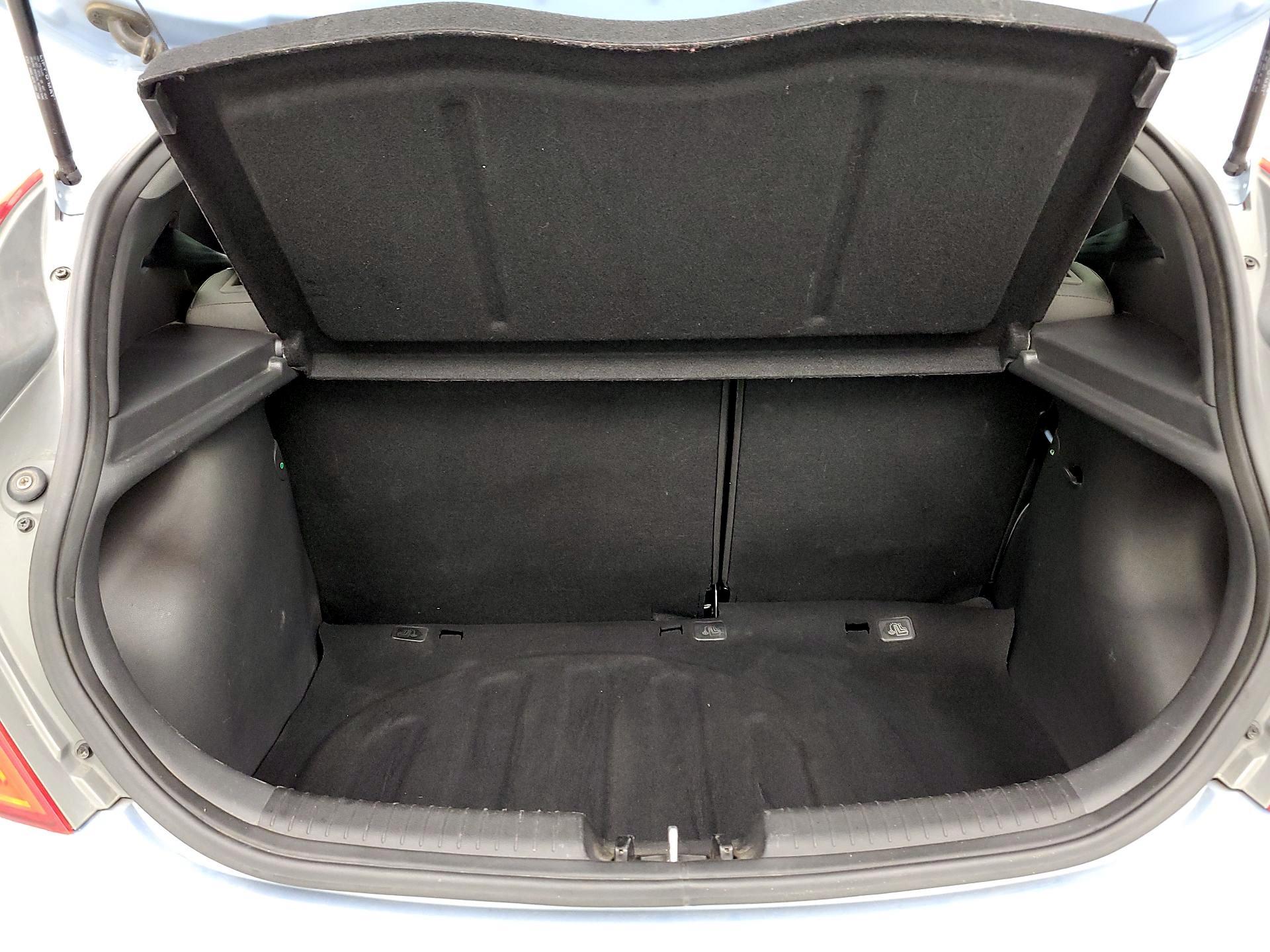 Thumbnail: 2014 Hyundai Accent - 19