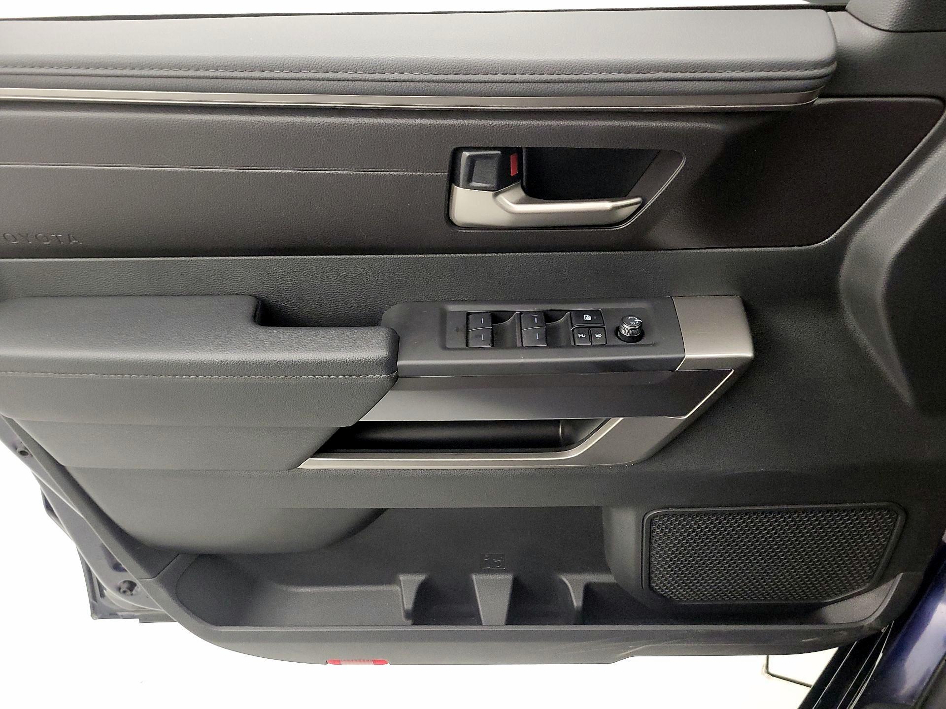 Thumbnail: 2025 Toyota Tundra - 12