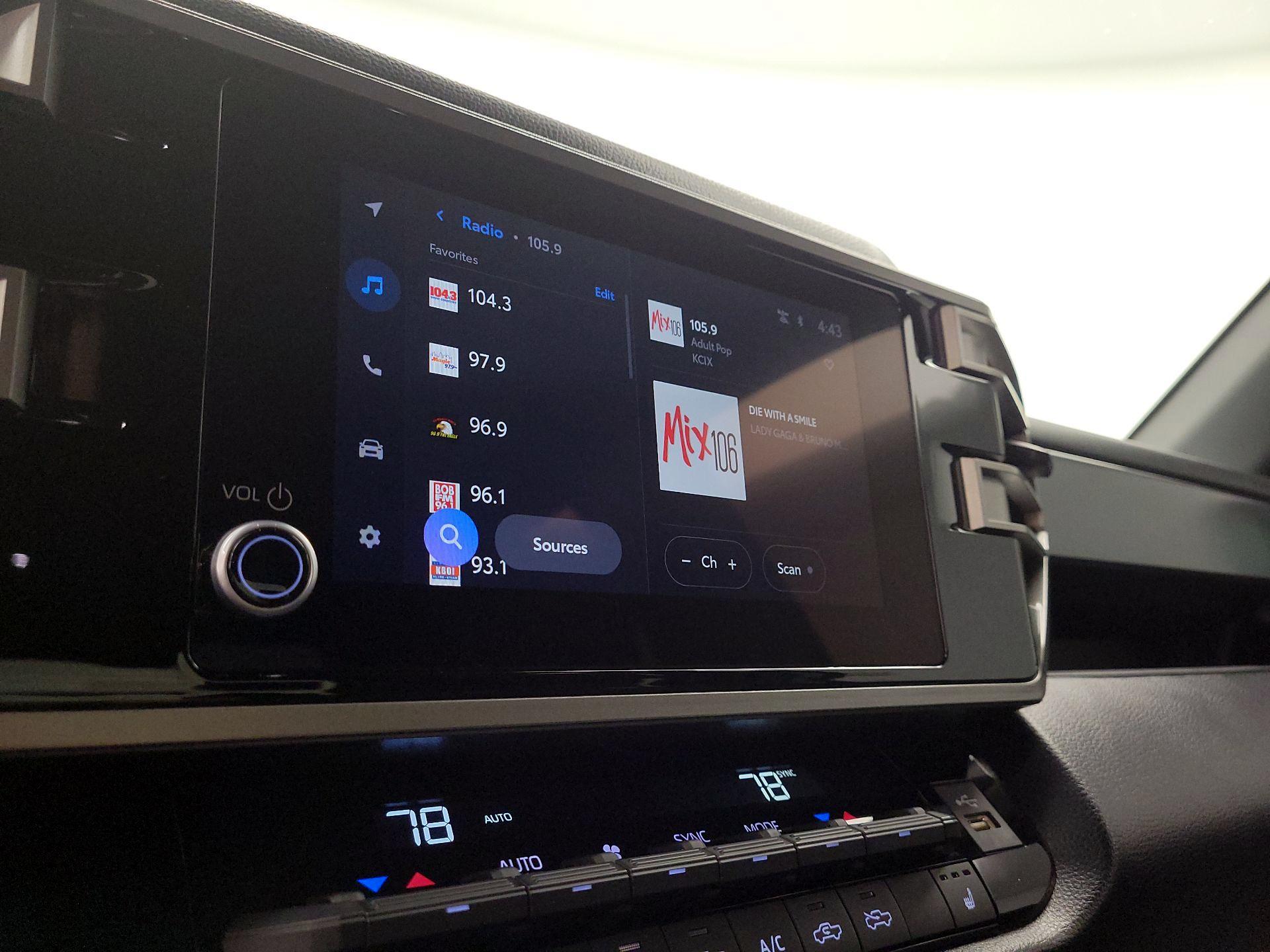 Thumbnail: 2025 Toyota Tundra - 15