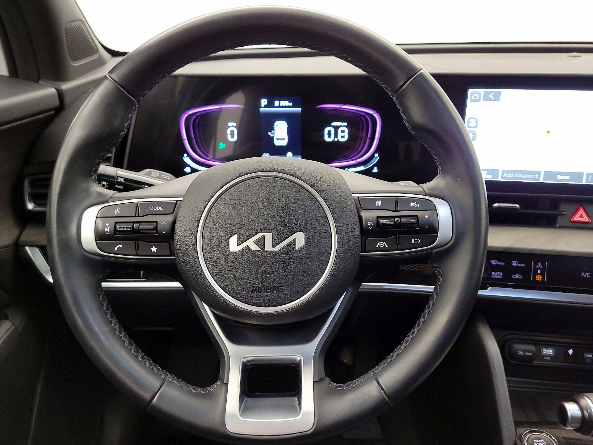 Thumbnail: 2023 Kia Sportage - 10