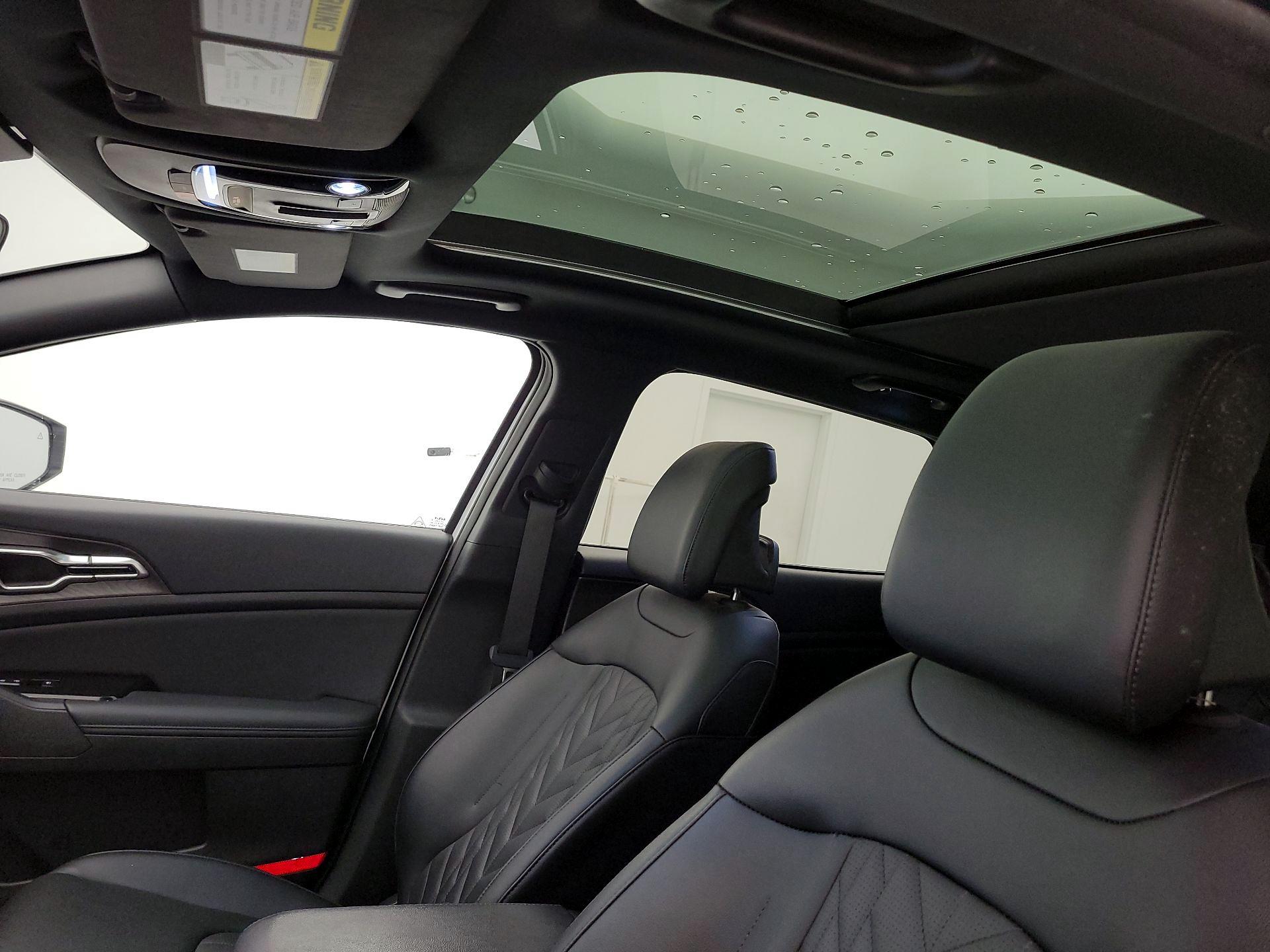 Thumbnail: 2023 Kia Sportage - 20