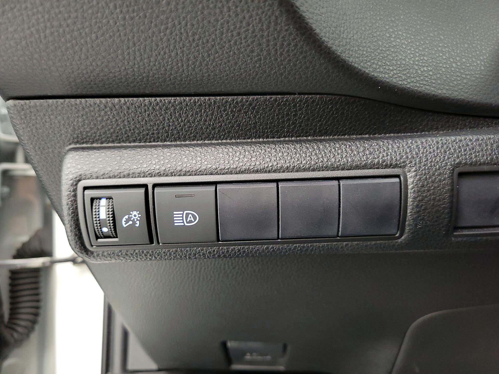 Thumbnail: 2021 Toyota Corolla - 13