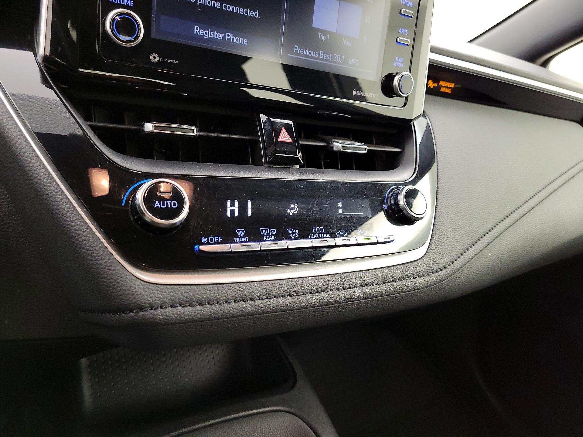 Thumbnail: 2021 Toyota Corolla - 16