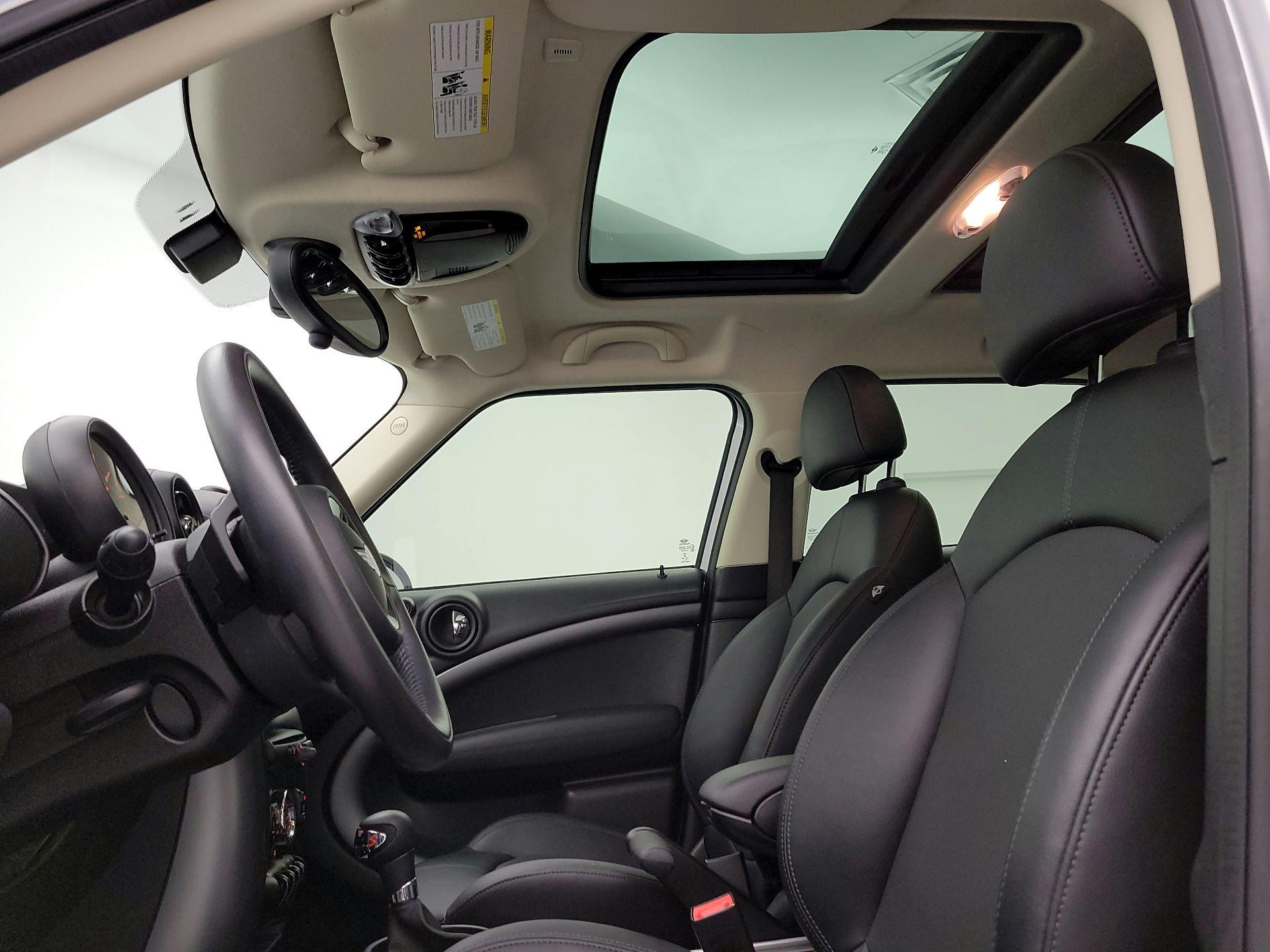 Thumbnail: 2016 MINI Cooper Countryman - 18