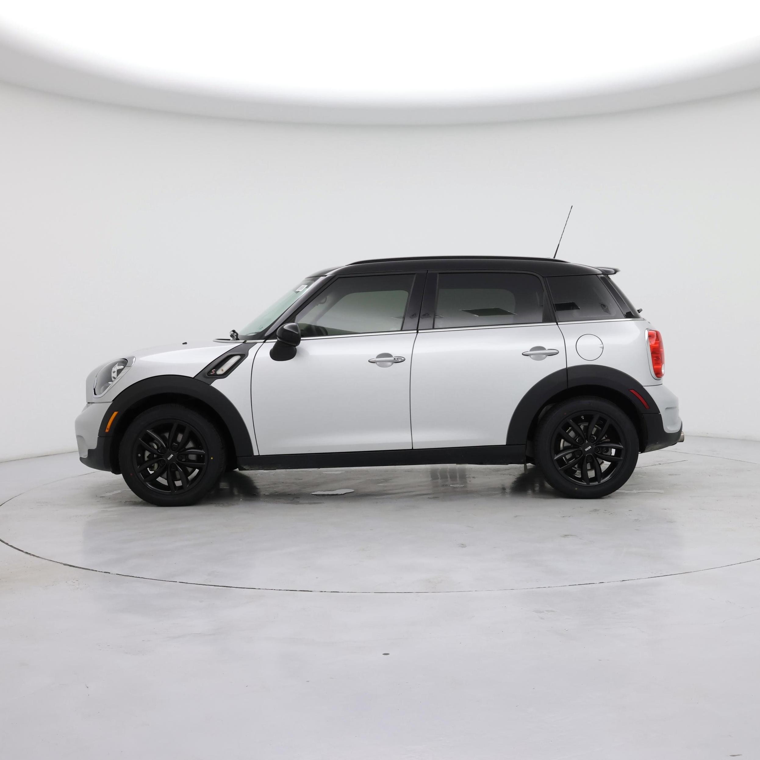 Thumbnail: 2016 MINI Cooper Countryman - 3