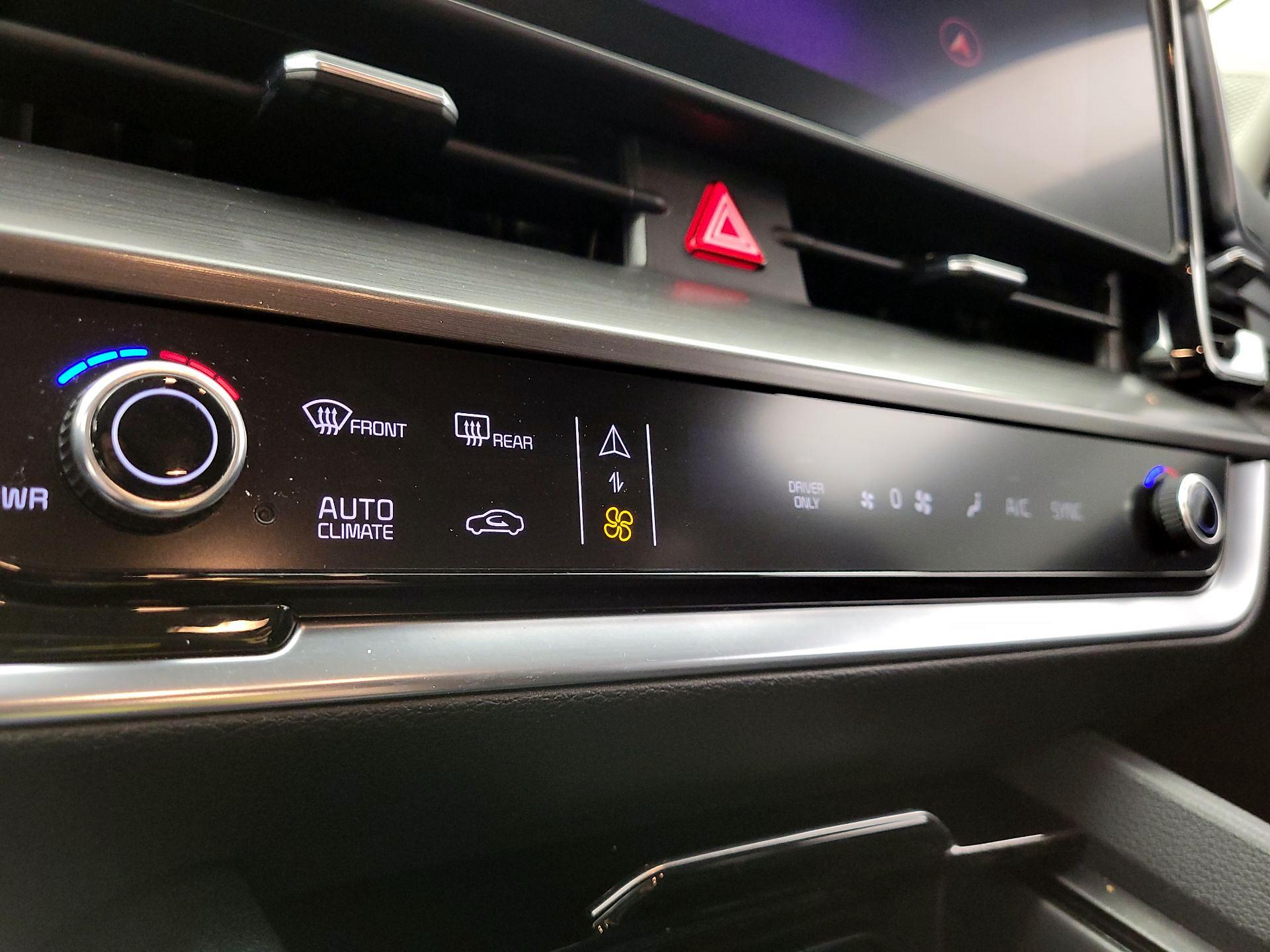 Thumbnail: 2024 Kia Sportage - 17