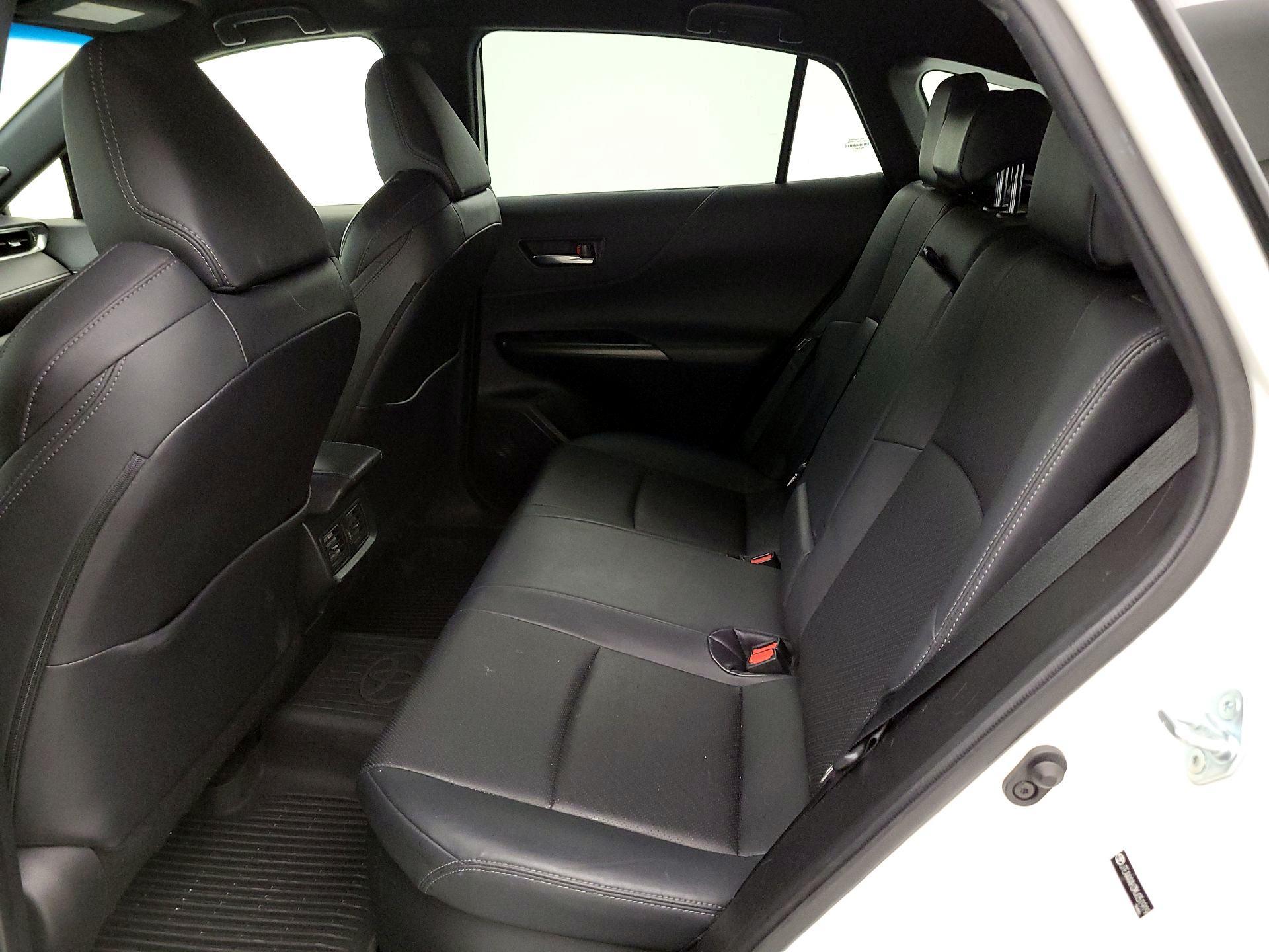 Thumbnail: 2021 Toyota Venza - 20