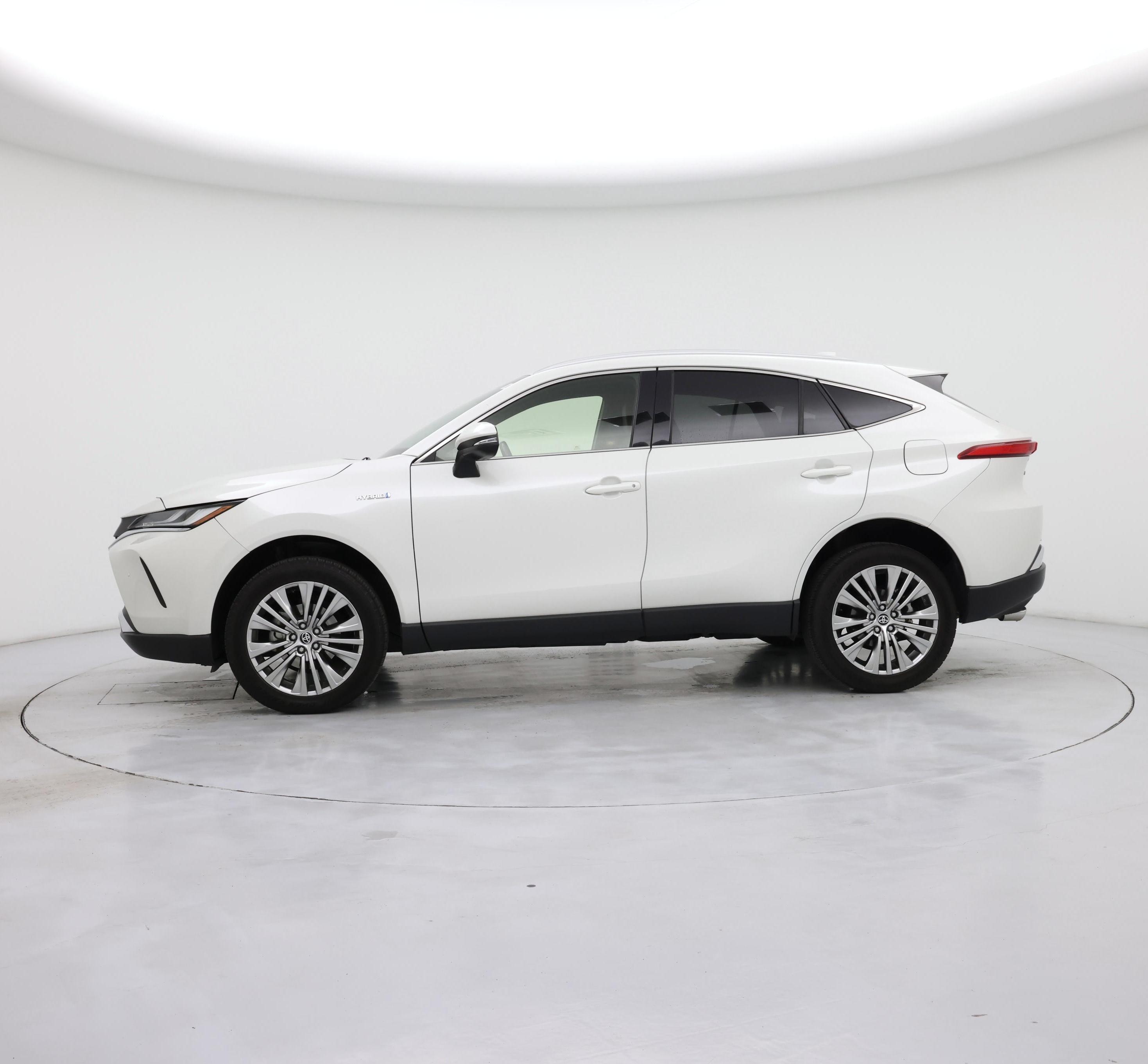 Thumbnail: 2021 Toyota Venza - 3