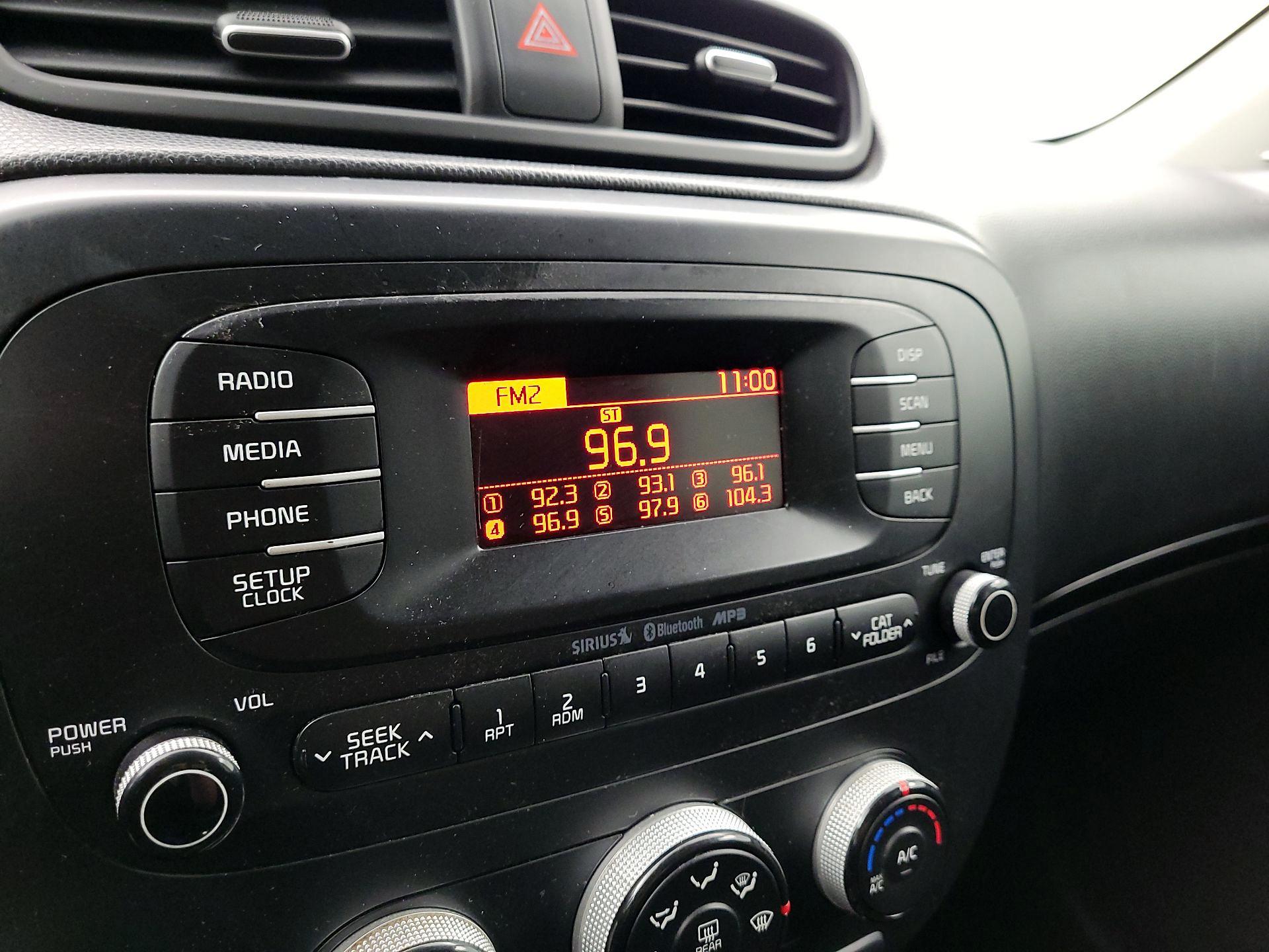 Thumbnail: 2015 Kia Soul - 14