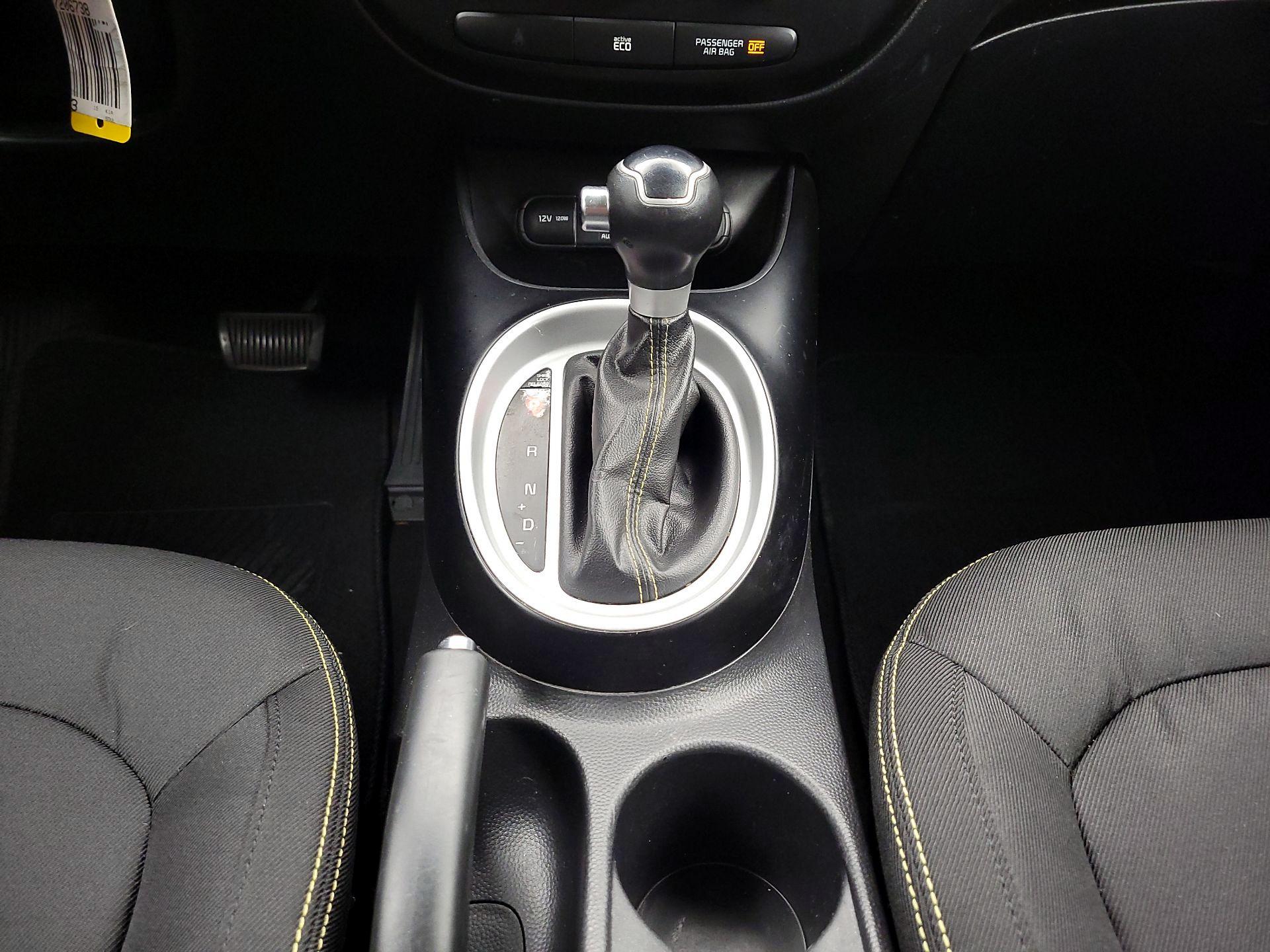 Thumbnail: 2015 Kia Soul - 16