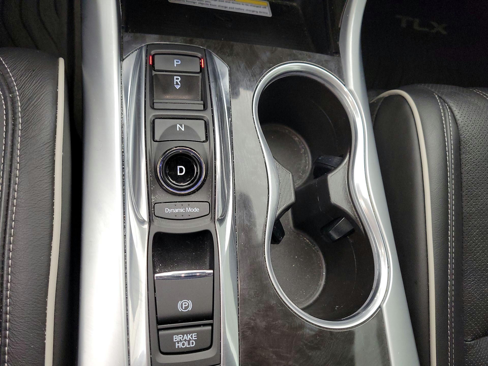 Thumbnail: 2018 Acura TLX - 17