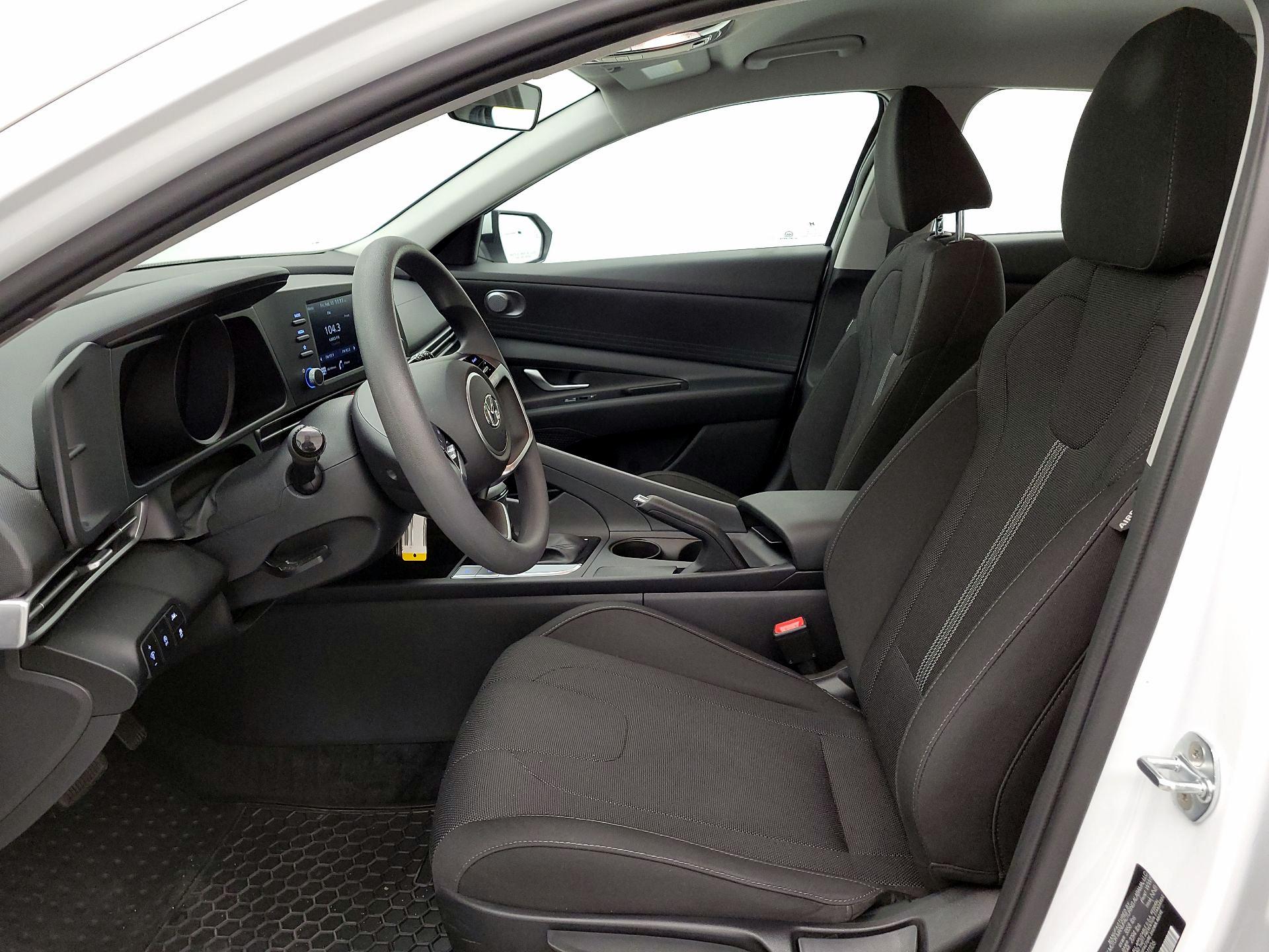 Thumbnail: 2021 Hyundai Elantra - 11