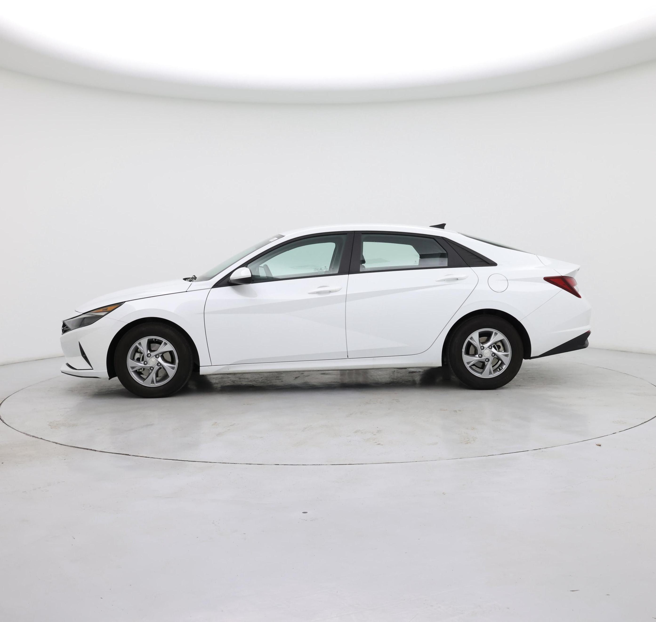 Thumbnail: 2021 Hyundai Elantra - 3