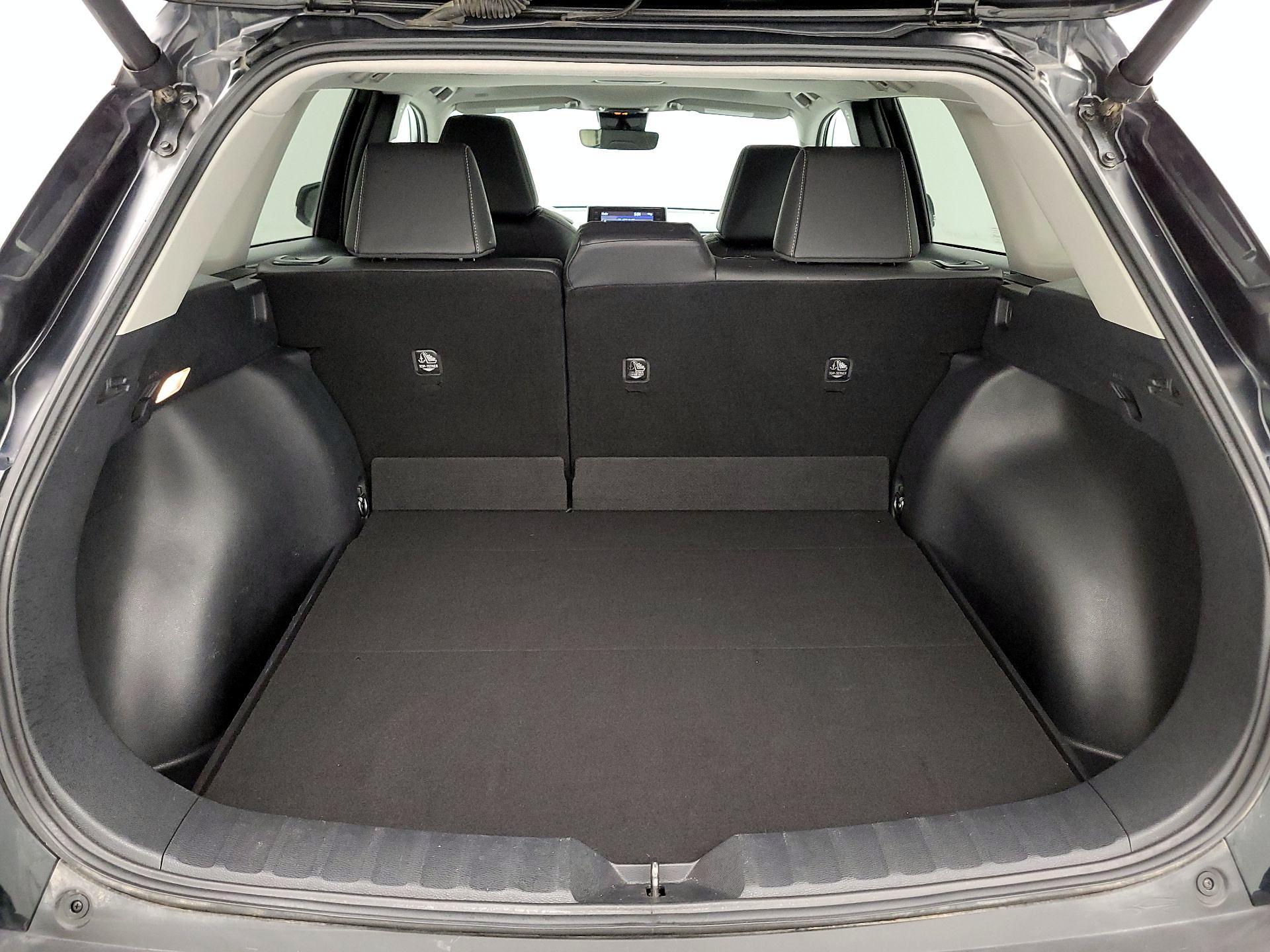 Thumbnail: 2022 Toyota Corolla Cross - 20