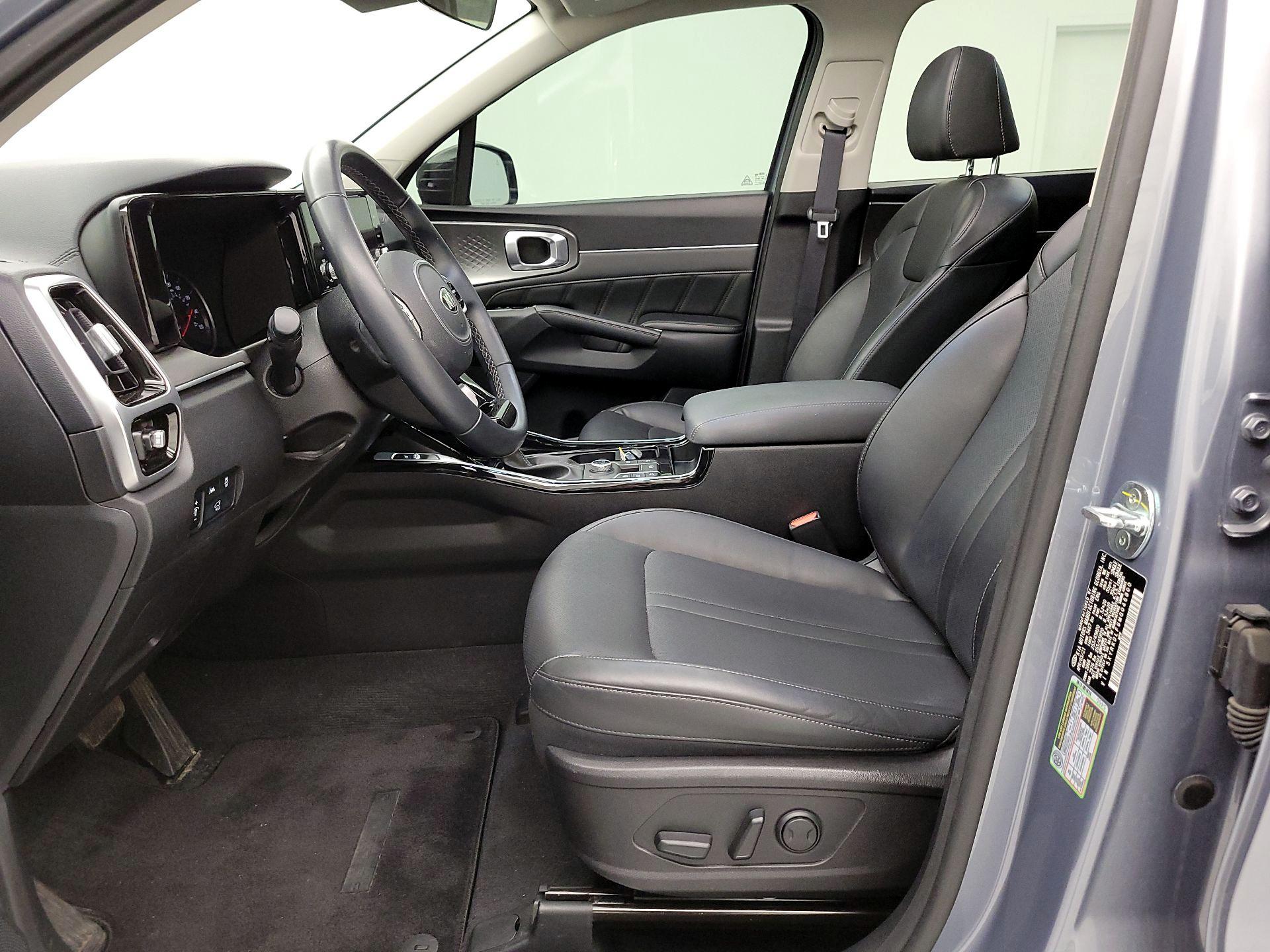 Thumbnail: 2021 Kia Sorento - 11