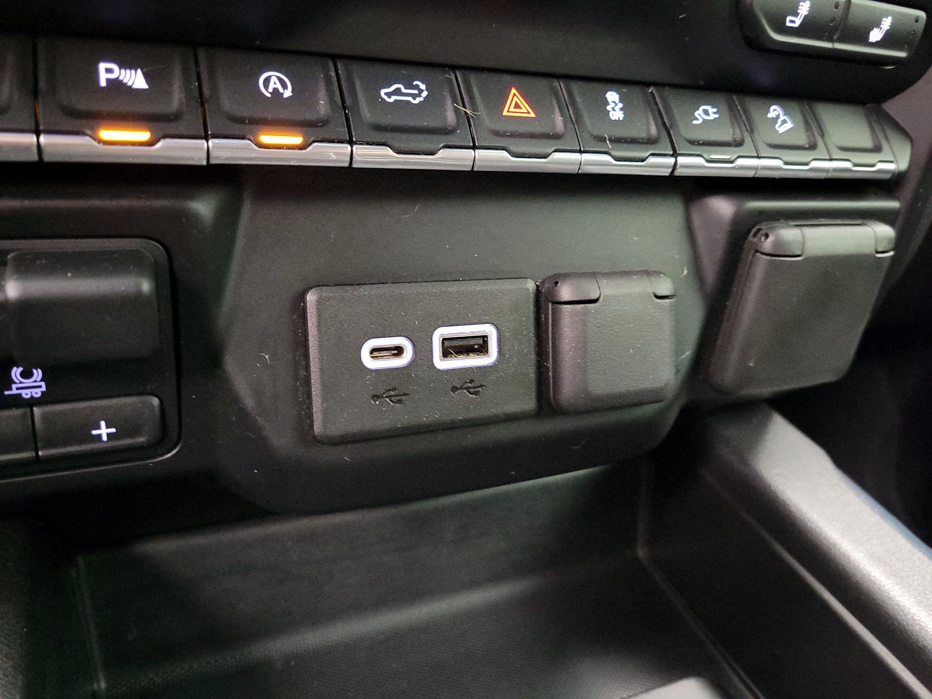 Thumbnail: 2019 Chevrolet Silverado 1500 - 18