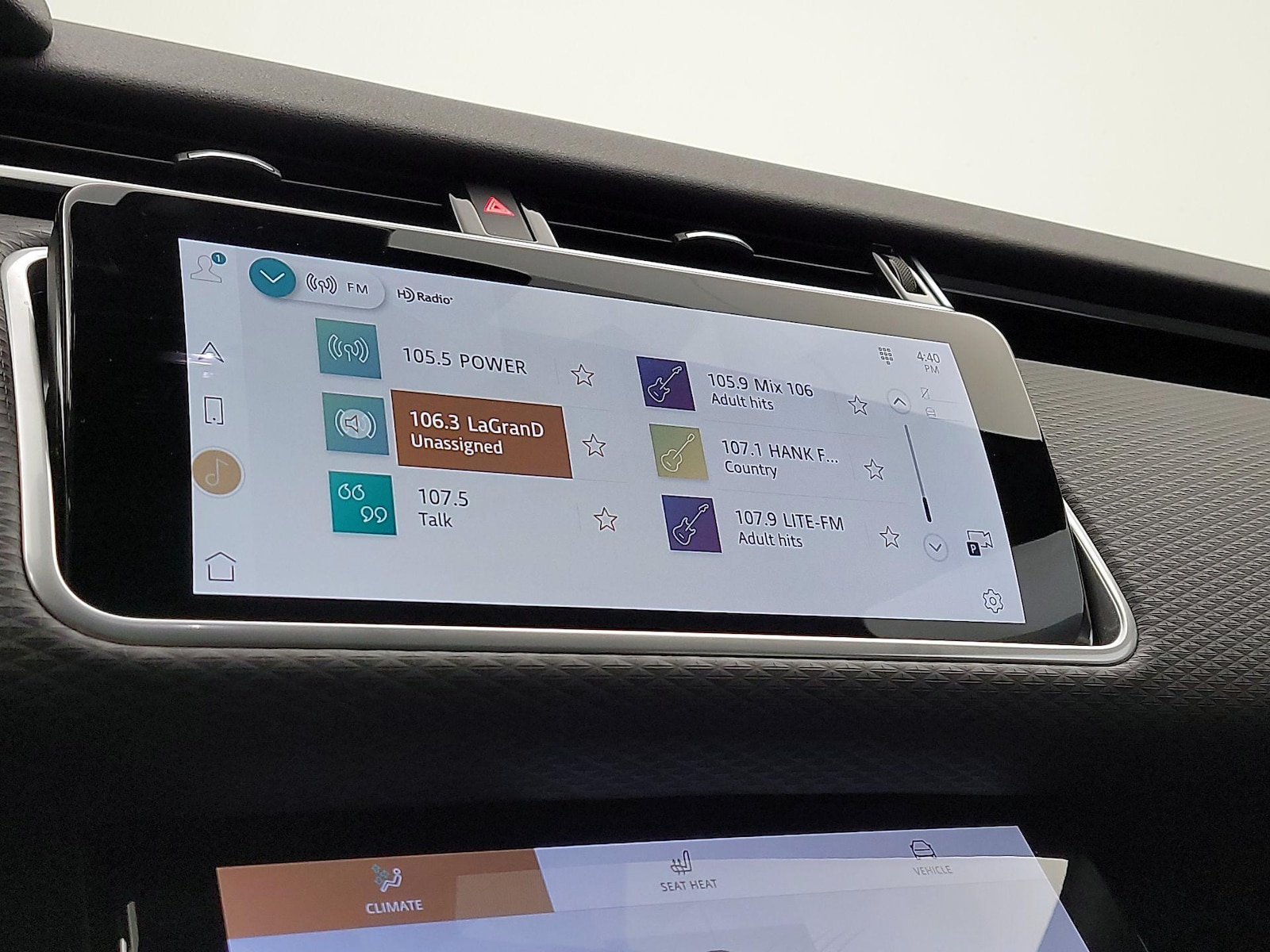 2023 Land Rover Range Rover Velar S - Photo 17