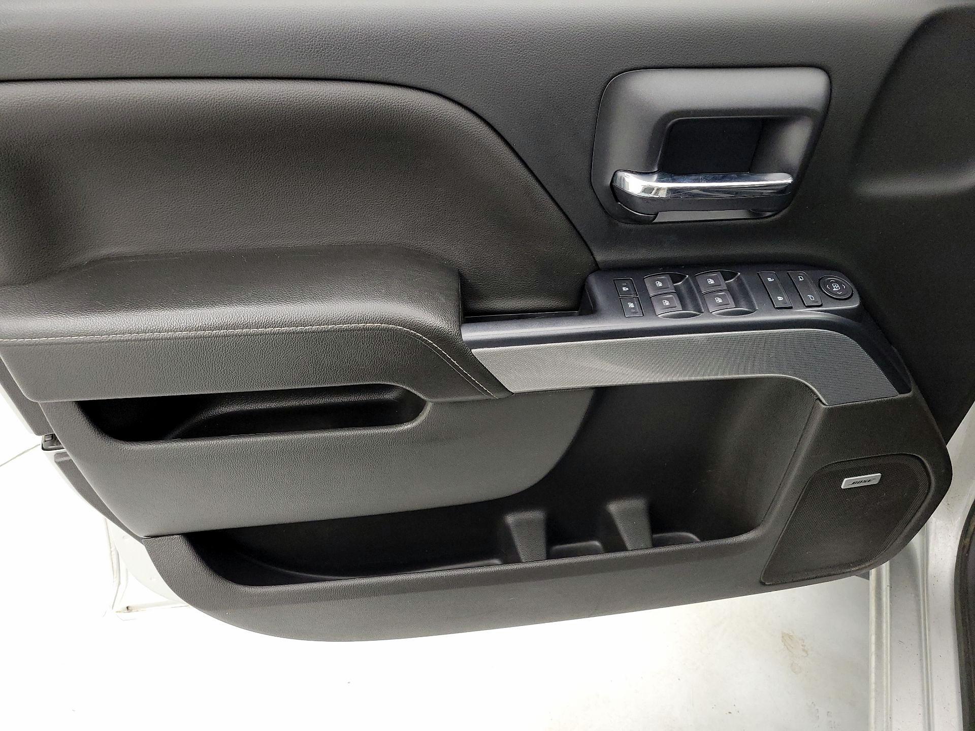 Thumbnail: 2018 Chevrolet Silverado 1500 - 12