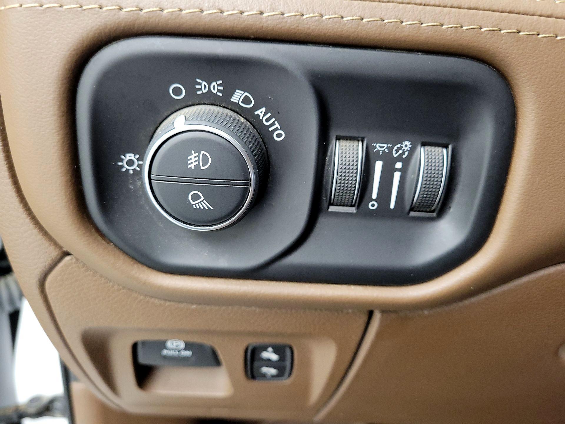 Thumbnail: 2021 RAM 1500 - 13