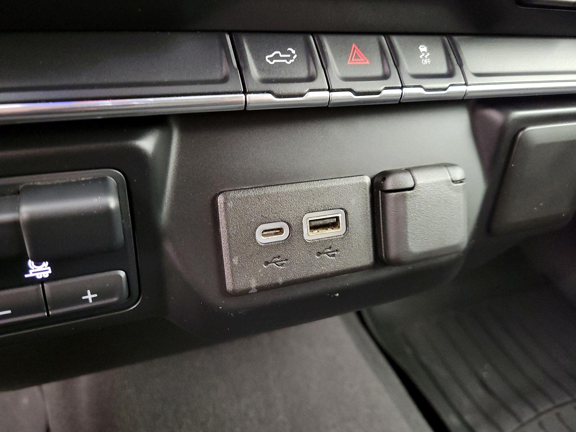 Thumbnail: 2022 Chevrolet Silverado 2500 - 18